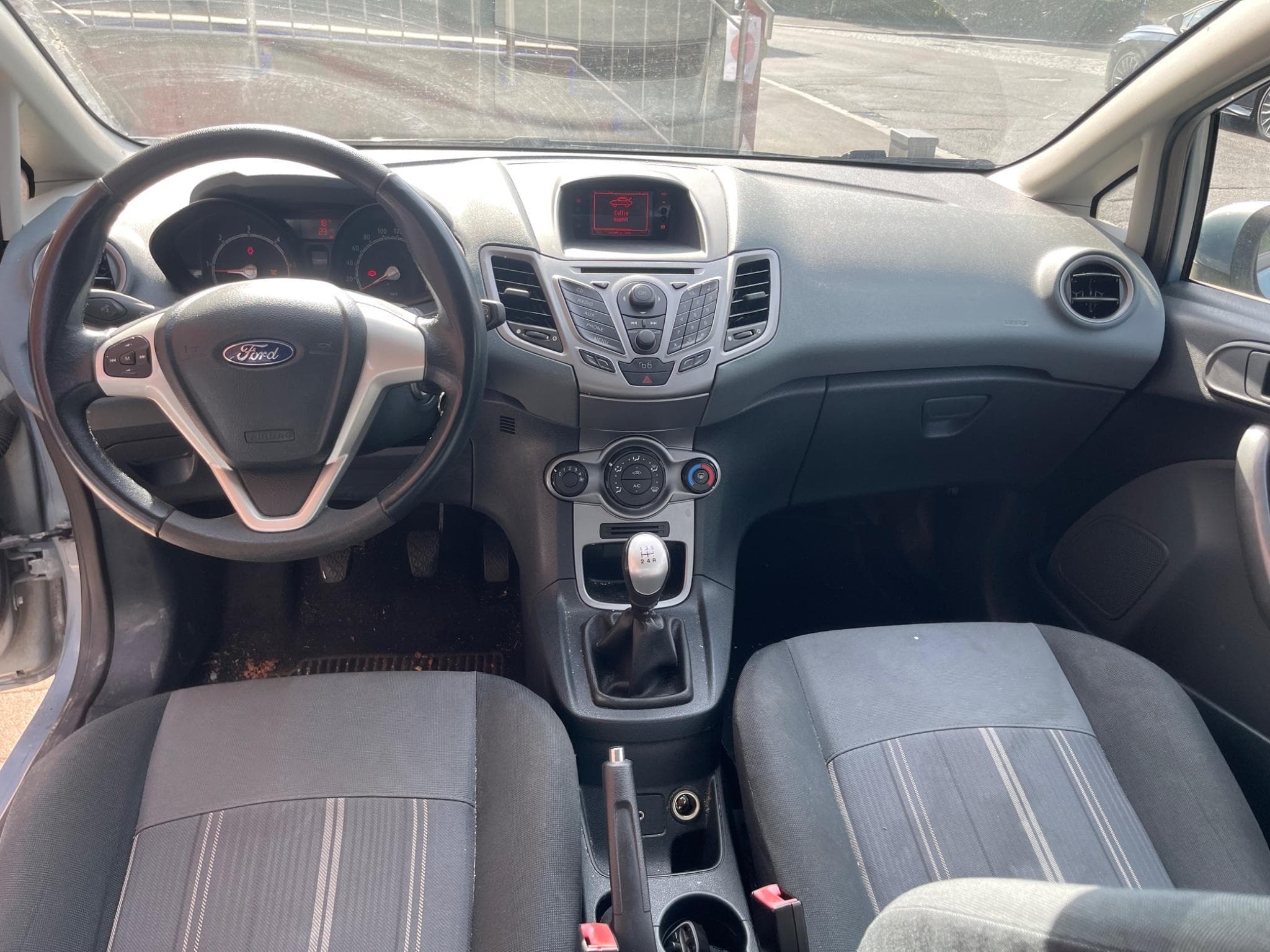 Ford Fiesta (2009) - Photo 2