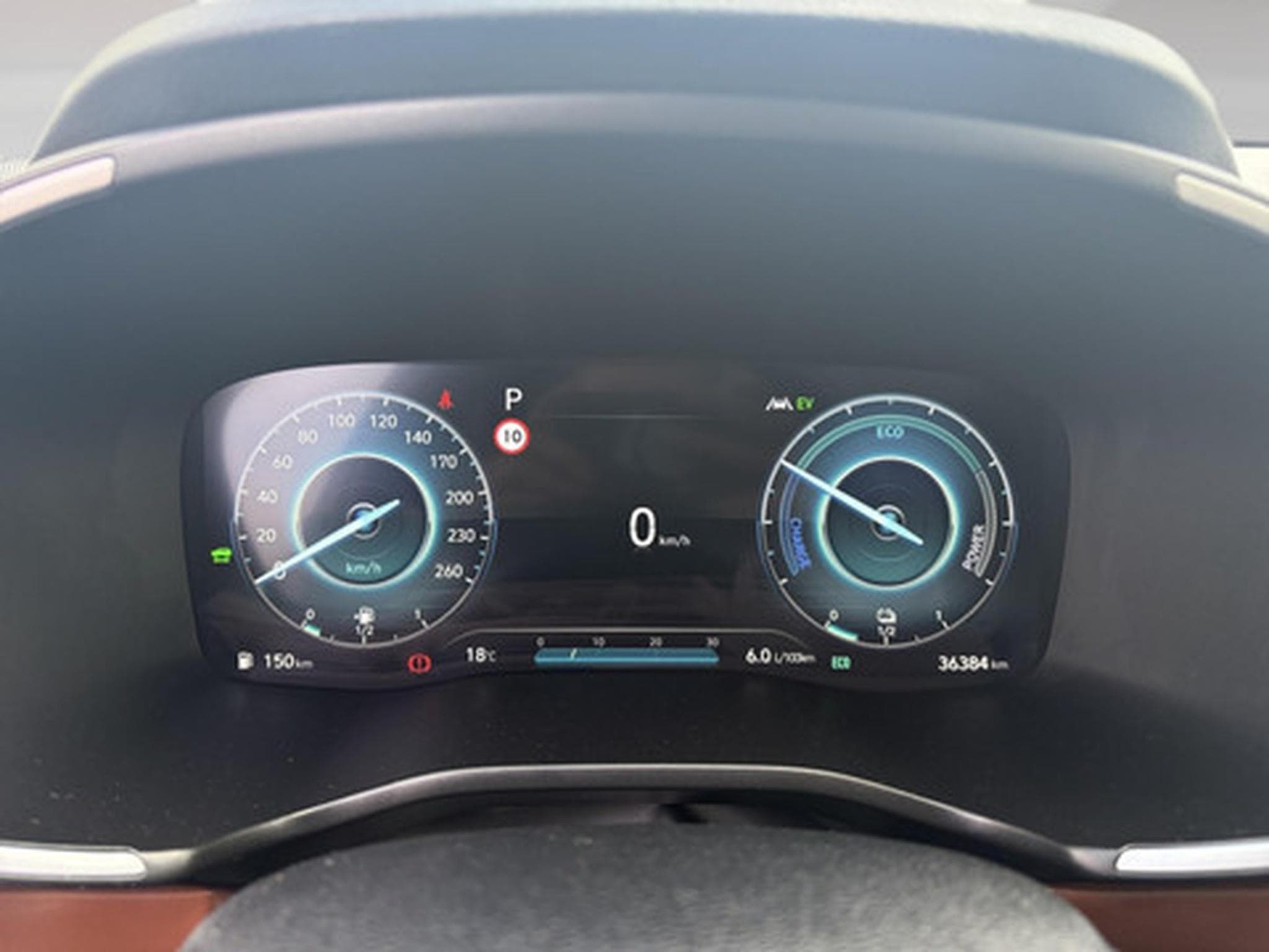 Hyundai Santa Fe 1.6 T-GDi Hybrid 4x4 Shine Aut. (2023) - Foto 2