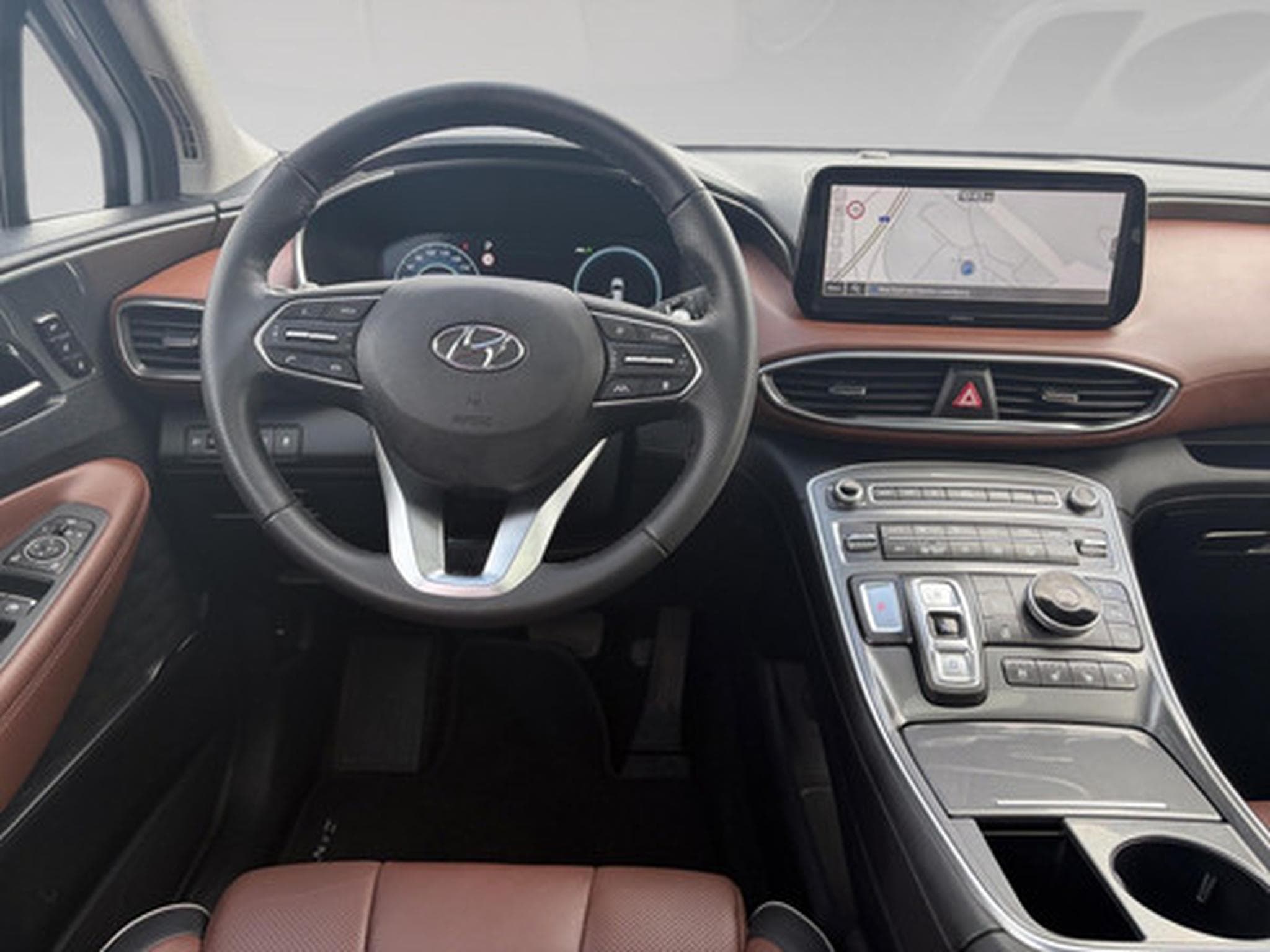 Hyundai Santa Fe 1.6 T-GDi Hybrid 4x4 Shine Aut. (2023) - Foto 4