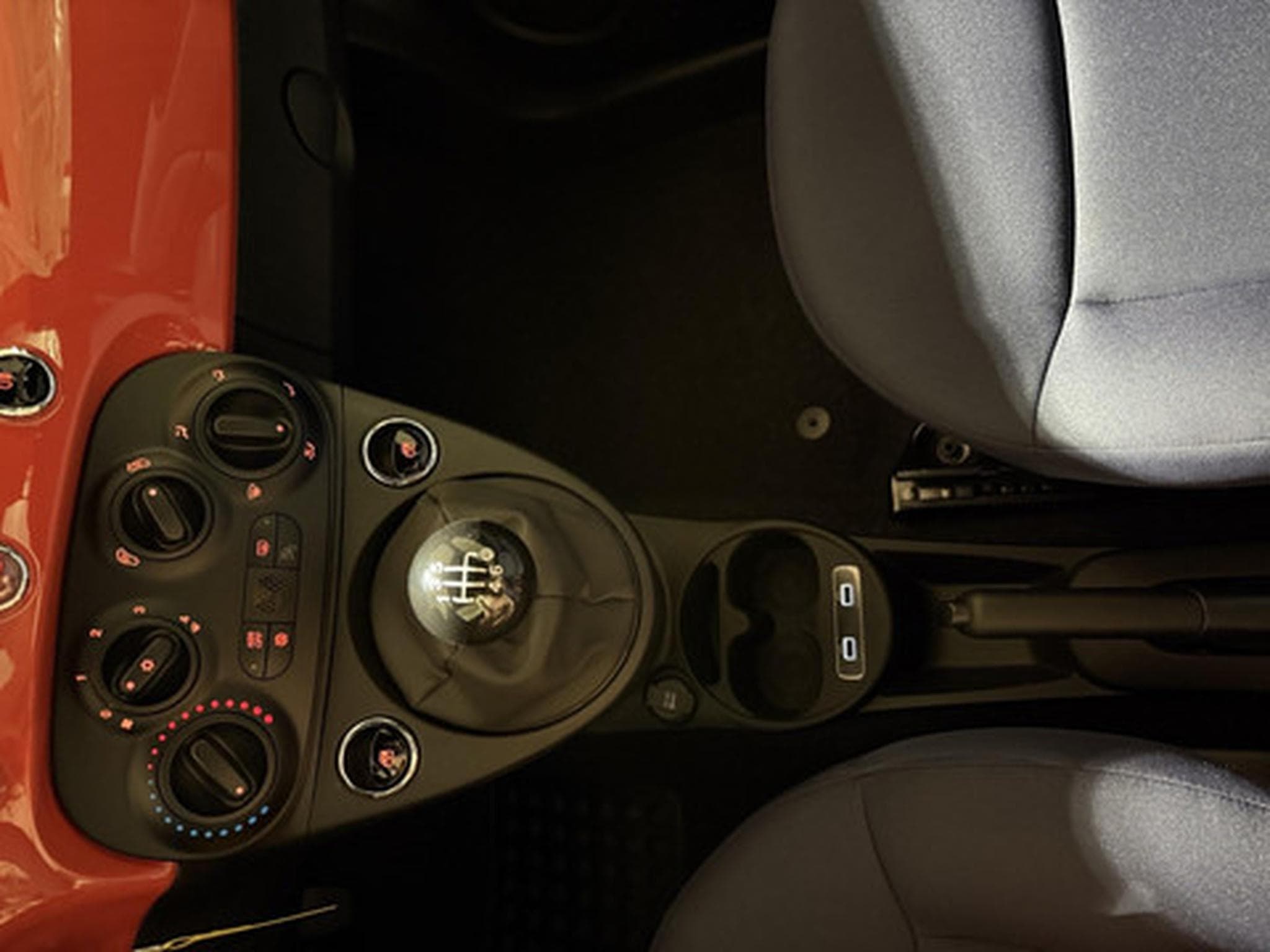 Fiat 500 1.0 HYBRID (2023) - Foto 9