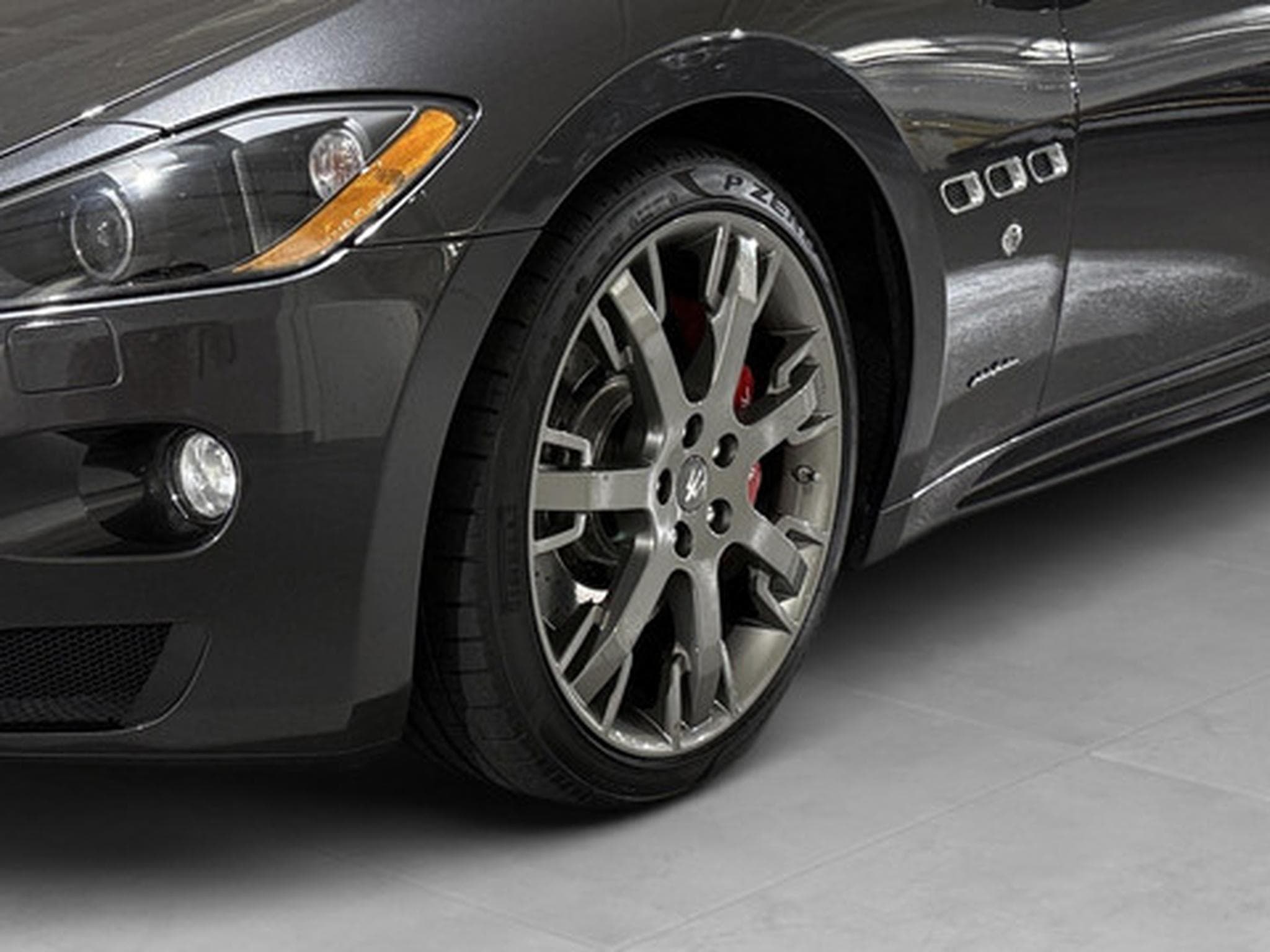 Maserati GranTurismo 4.7 S Aut. (2011) - Foto 20