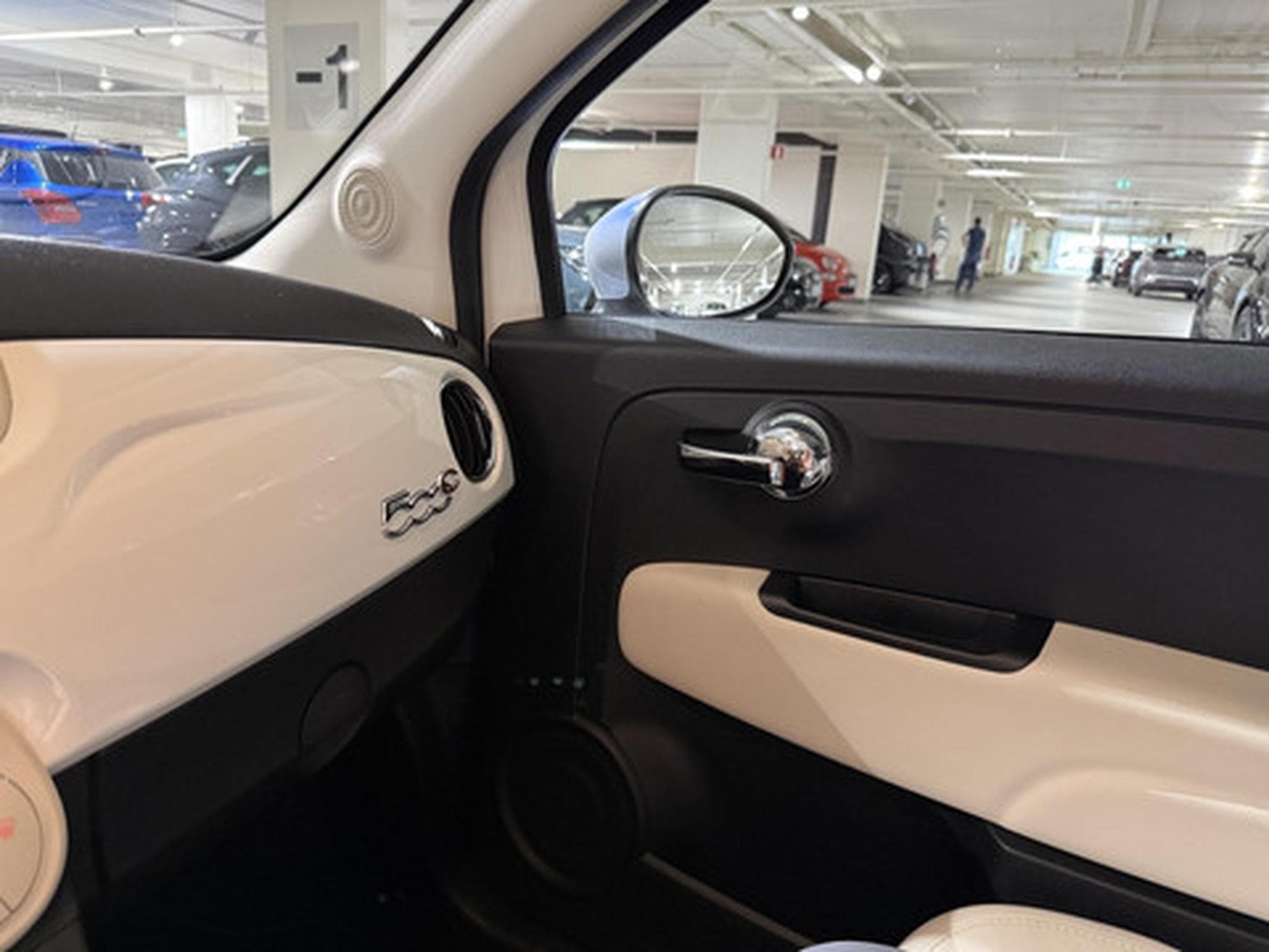 Fiat 500 500C 1.0 Hybrid 70 Dolcevita (2021) - Foto 10