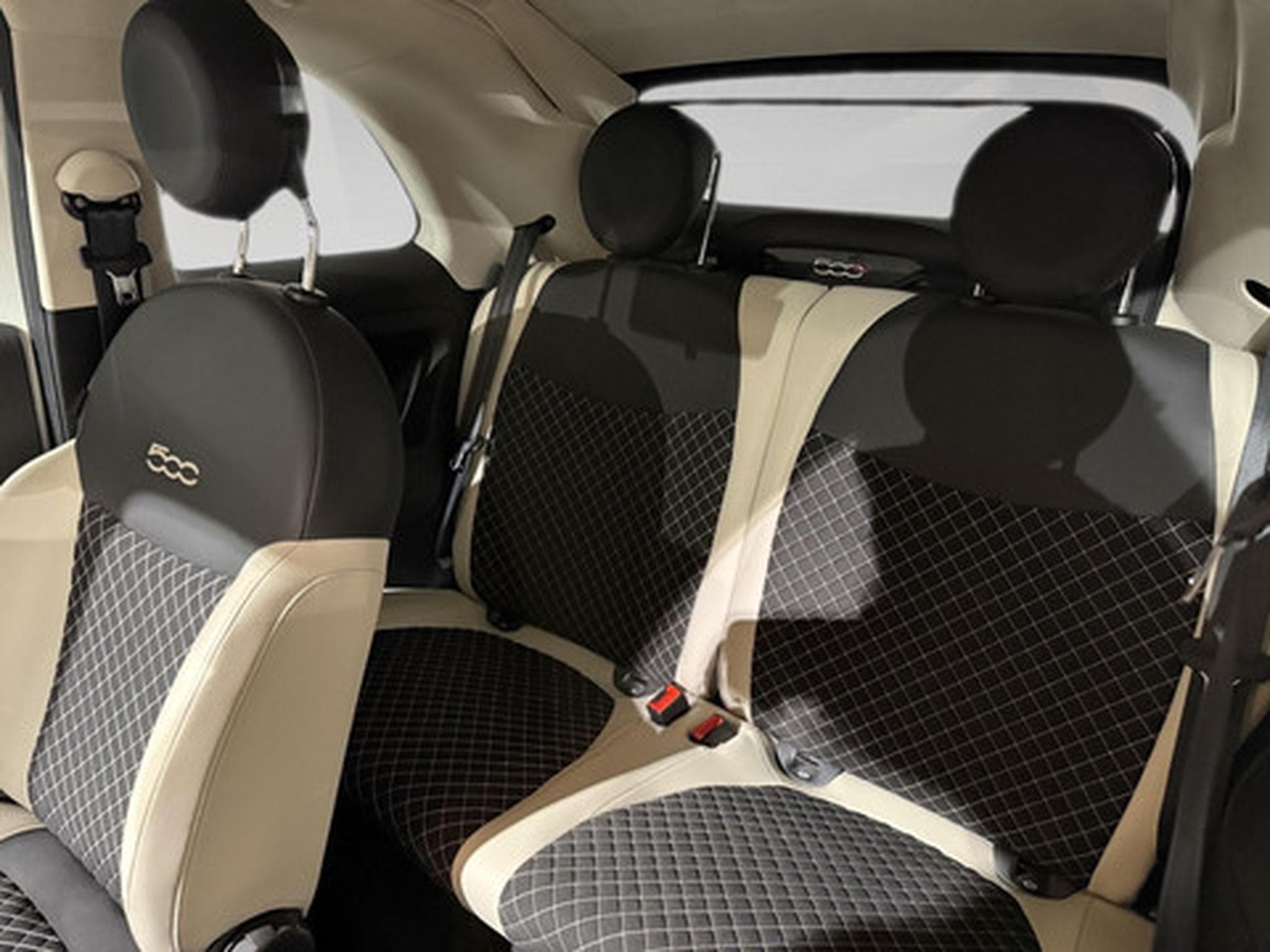 Fiat 500 500C 1.0 Hybrid 70 Dolcevita (2021) - Foto 11