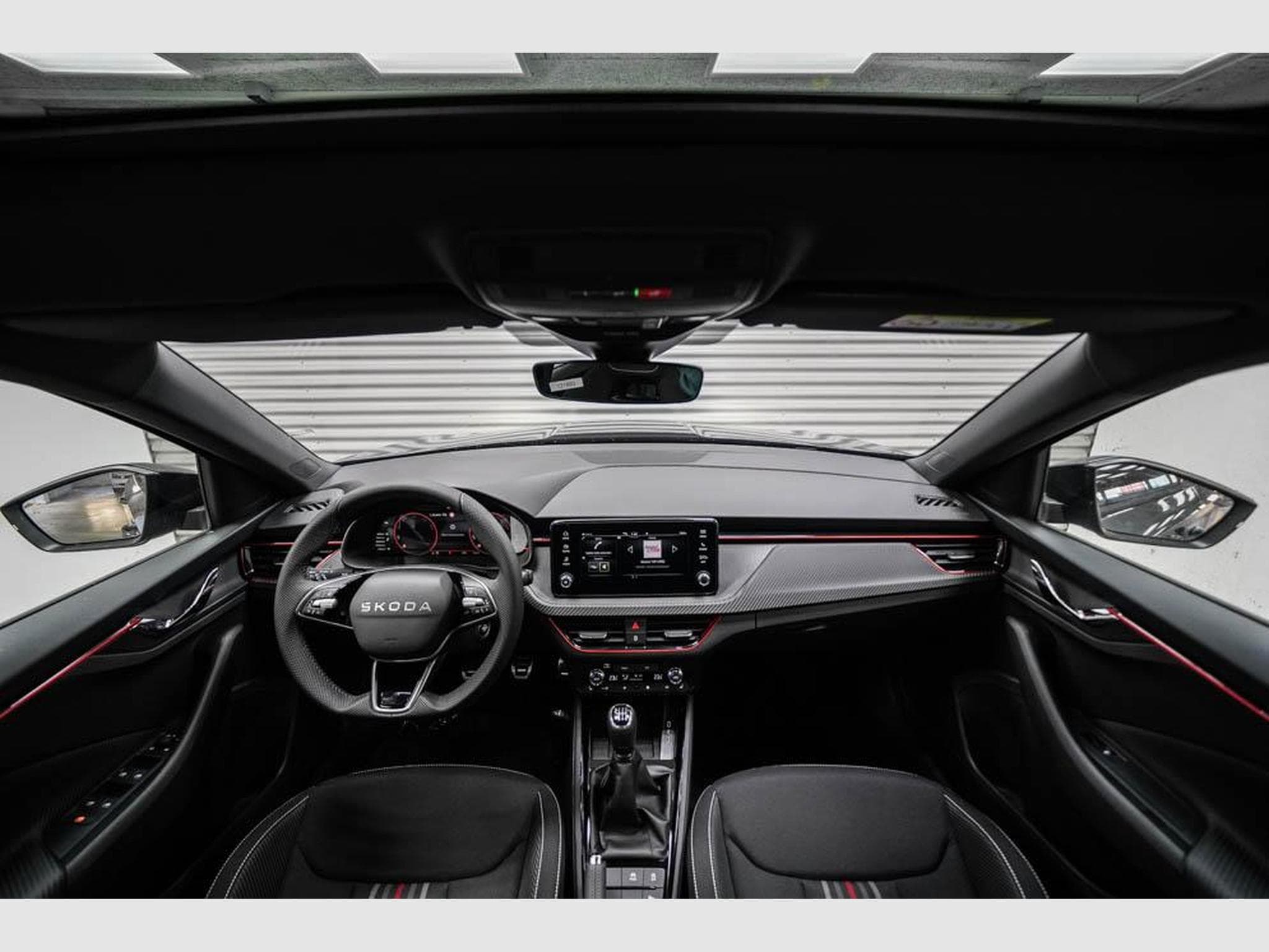 Skoda Kamiq 1,0 TSI Monte (2025) - Photo 6