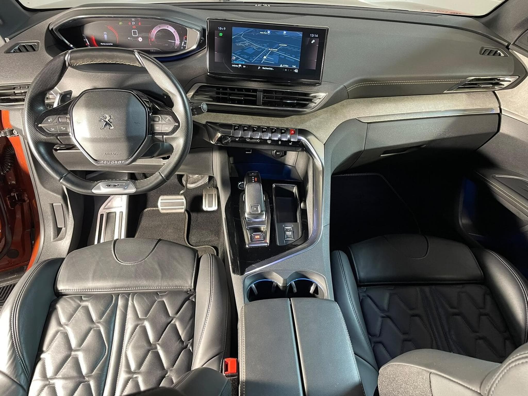 Peugeot 5008 1.5 BLUEHDI 130 EAT8 GT I-COCKPIT GPS 7PL (2021) - Photo 3