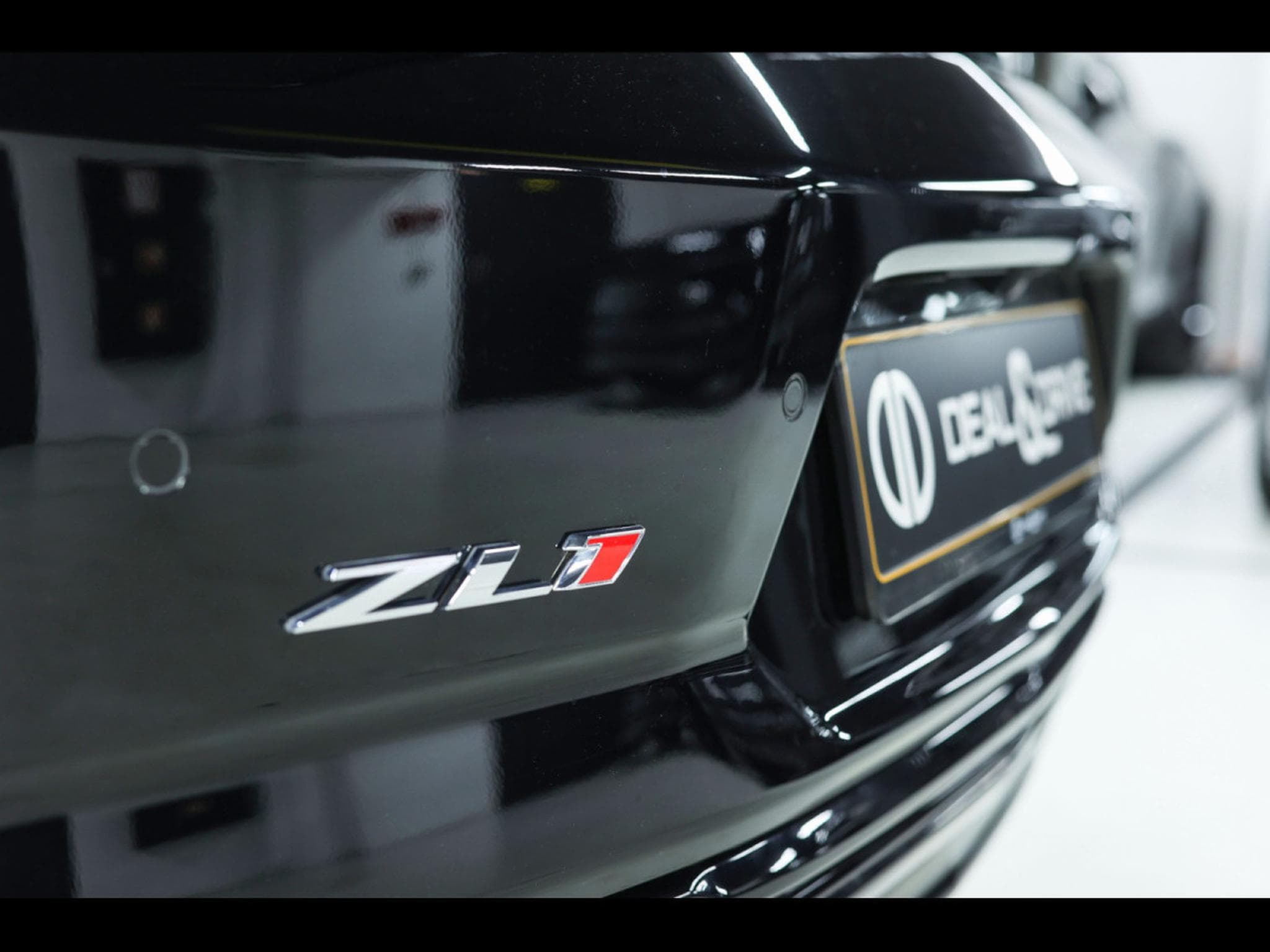 Chevrolet Camaro ZL1°MANUAL 6°PANO°RECARO°KEYLESS°BOSE°KAM°HUD (2020) - Photo 14