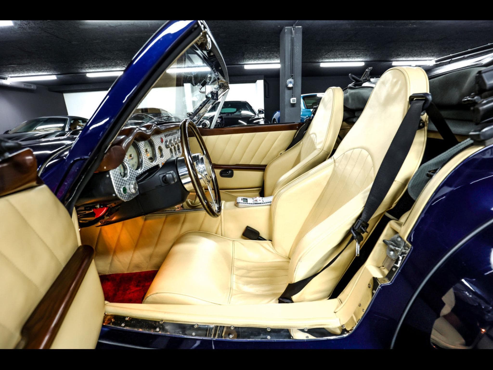 Morgan Aero 8 4.4 V8°MANUELLE 6 - MENDIP BLUE PEINTURE ASTON MARTIN (2004) - Foto 13