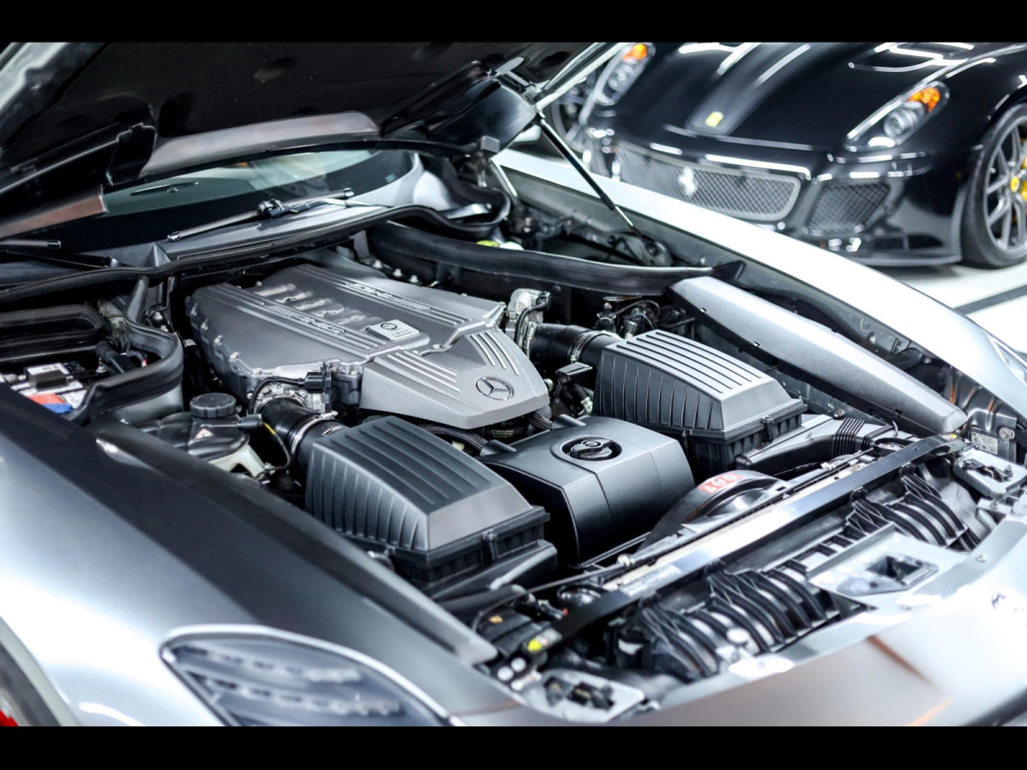 Mercedes SLS AMG AMG COUPE 6.3 V8 - HIMALAYAS GREY MIDDLE METALLIC (2011) - Photo 15