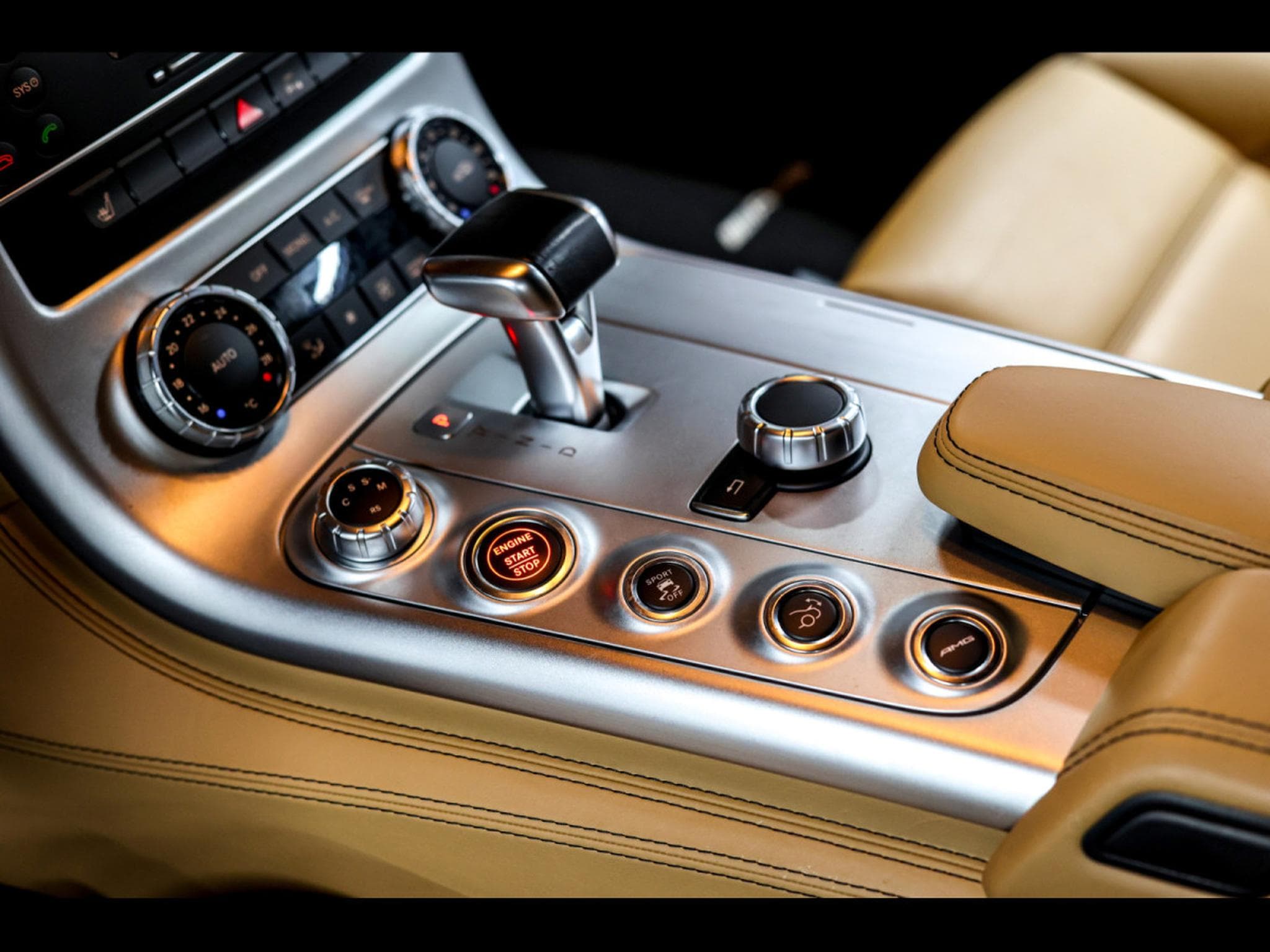 Mercedes SLS AMG AMG COUPE 6.3 V8 - HIMALAYAS GREY MIDDLE METALLIC (2011) - Photo 18