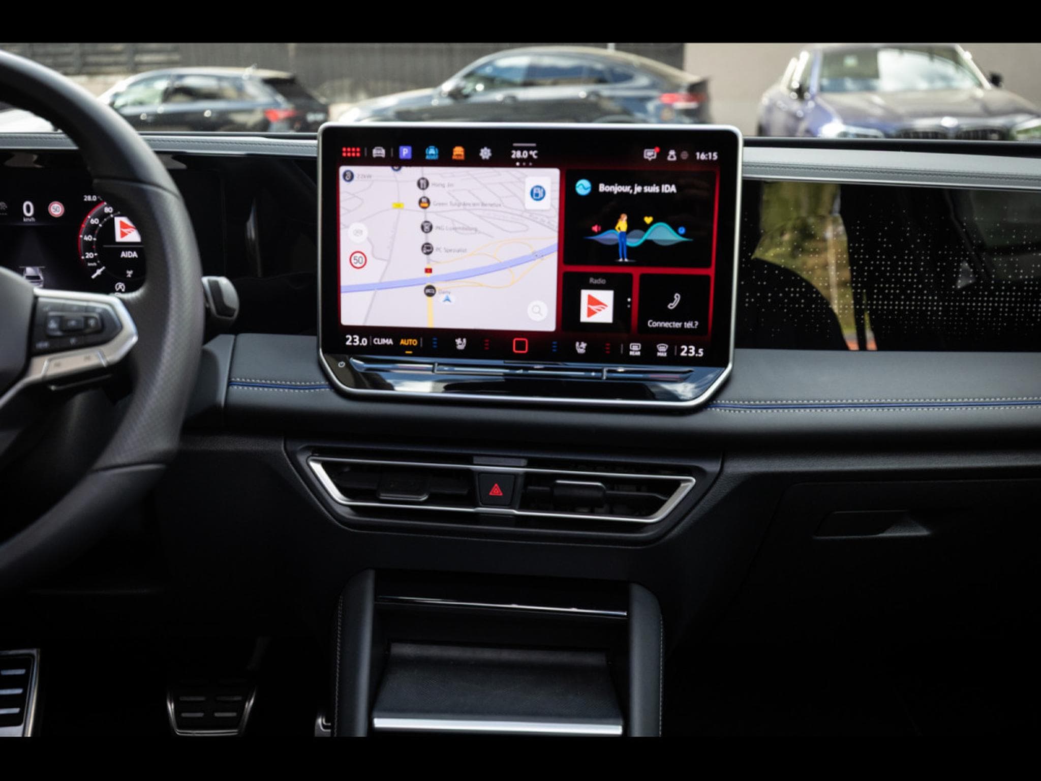 VW Tiguan 2.0 TSI (265 CH) 4MOTION R-LINE - PACK DESIGN BLACK (2025) - Foto 14