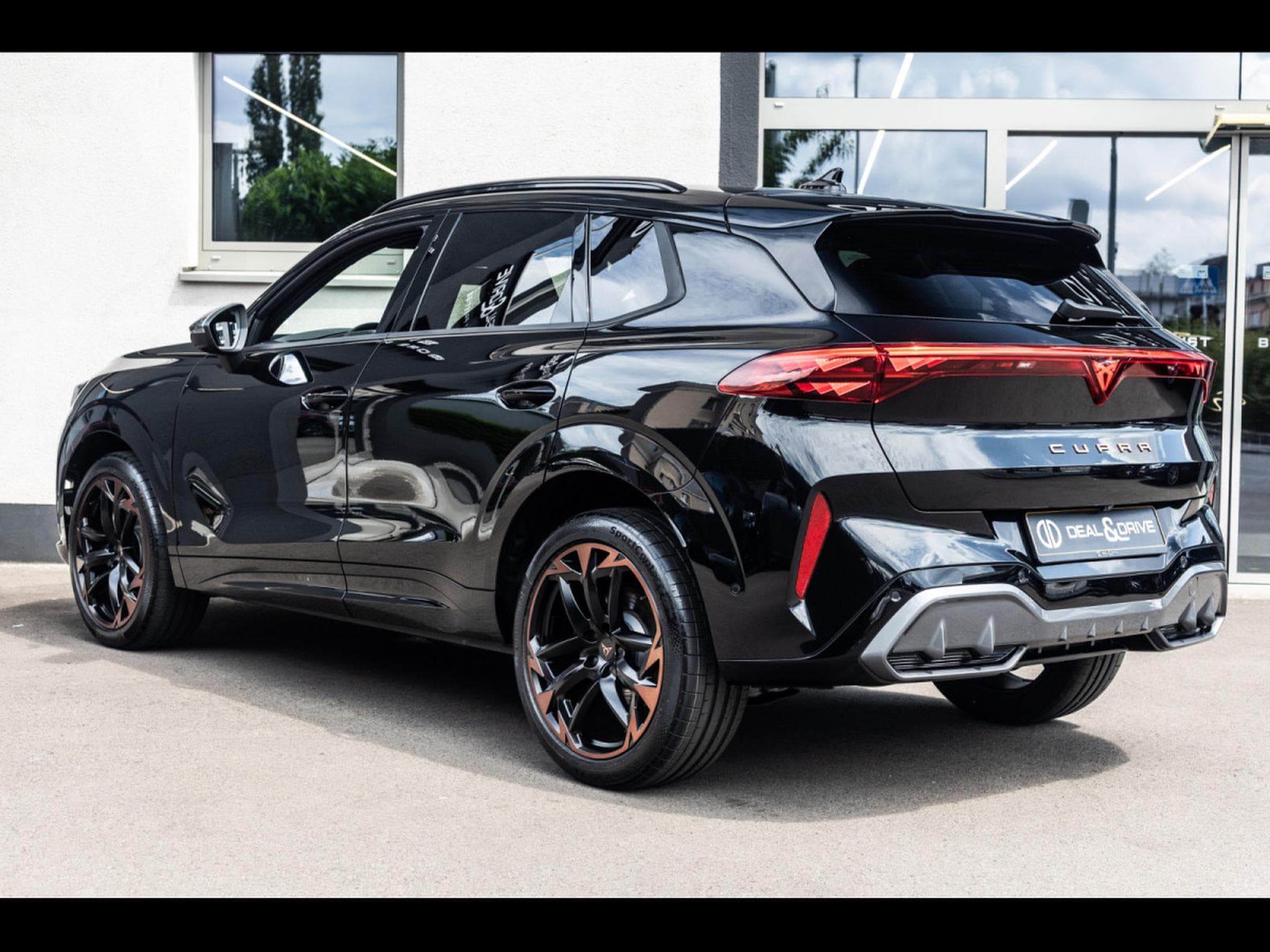 Cupra Terramar VZ 2.0 TSI (265 CH) DSG7 AWD - WARRANTY 02/2031 (2026) - Photo 4