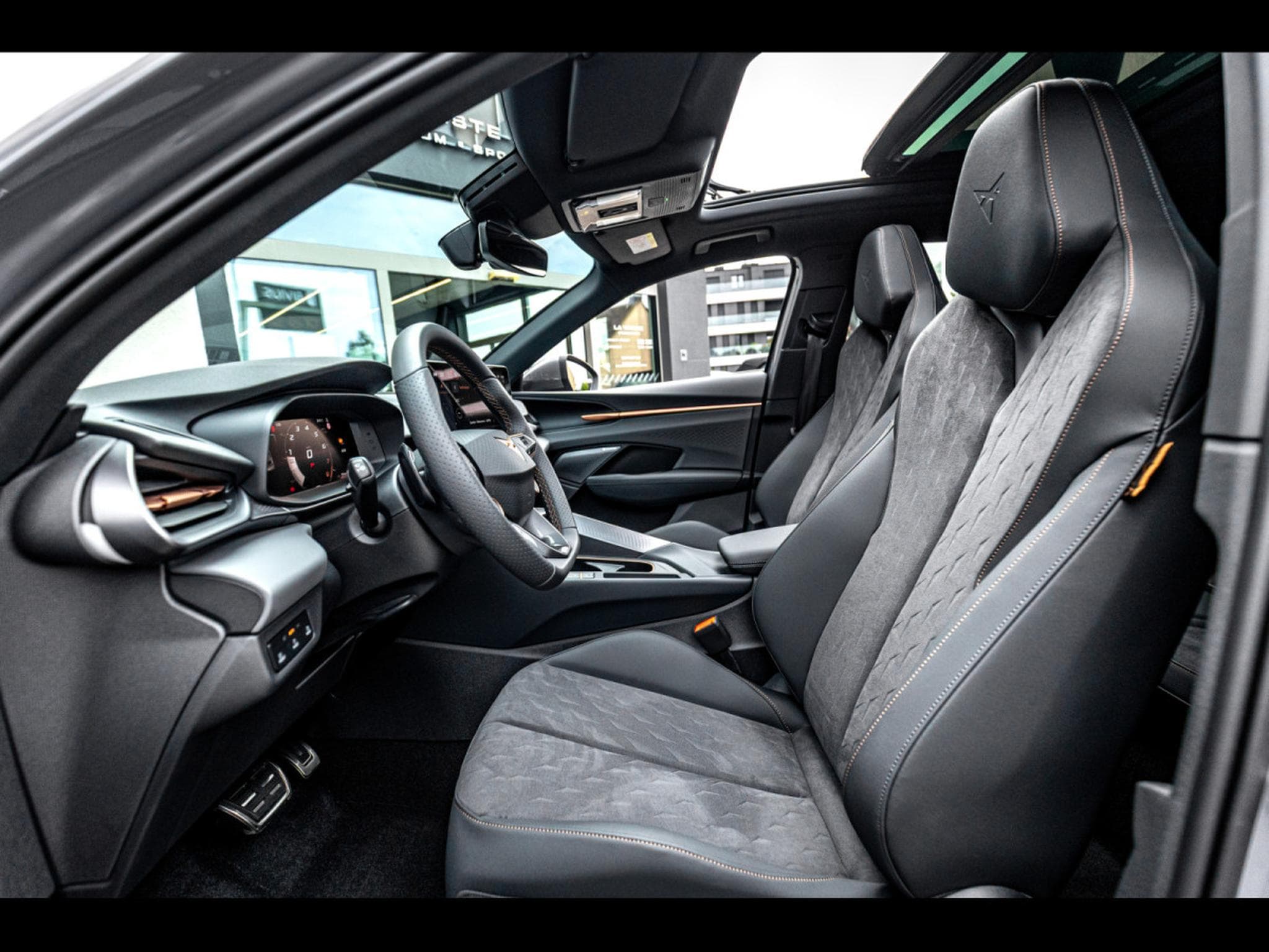 Cupra Terramar VZ 2.0 TSI (265 CH) DSG7 4DRIVE - GRAPHENE GREY (2026) - Photo 12