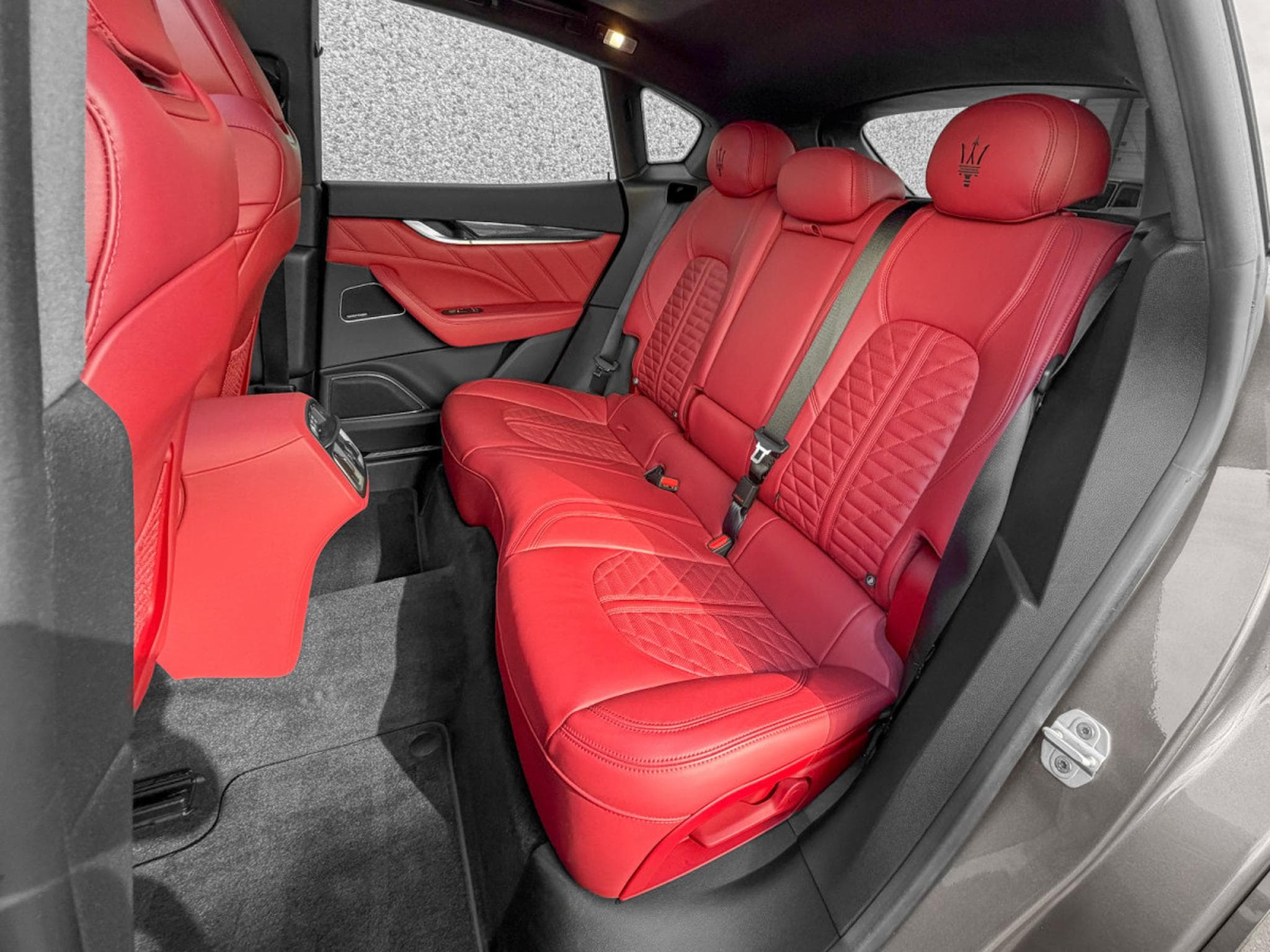 Maserati Levante Levante Modena S 3.0 V6 /PANO/ACC/360°/LUFT/Carbone /21/ (2022) - Foto 8