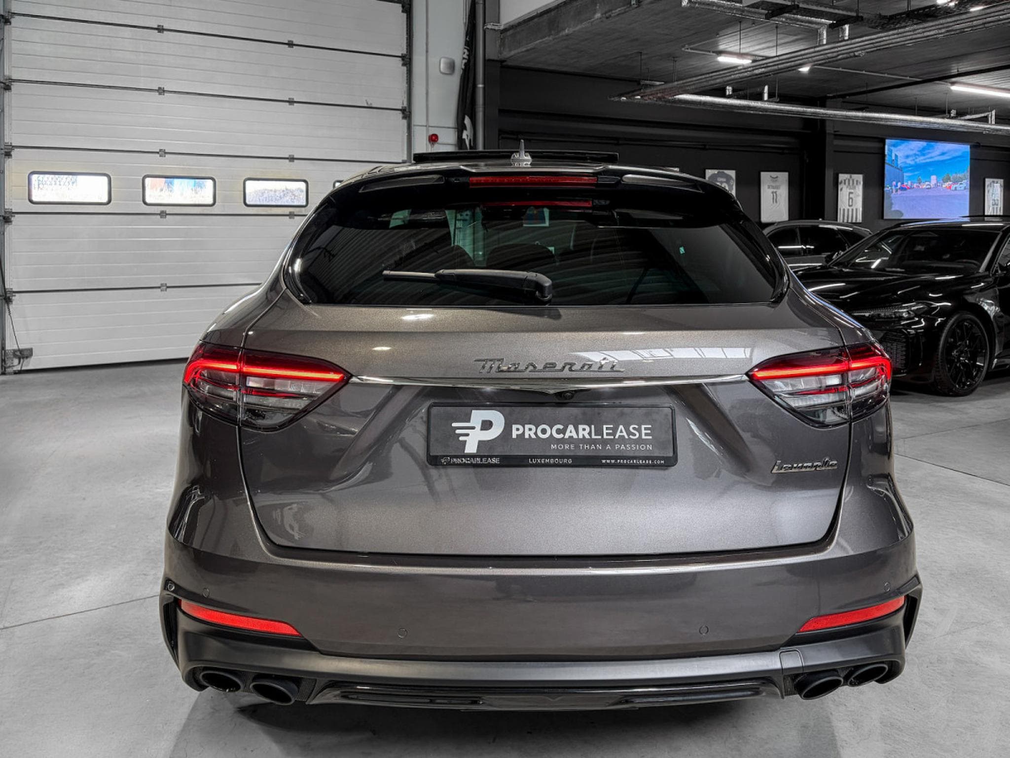 Maserati Levante Levante Modena S 3.0 V6 /PANO/ACC/360°/LUFT/Carbone /21/ (2022) - Foto 14