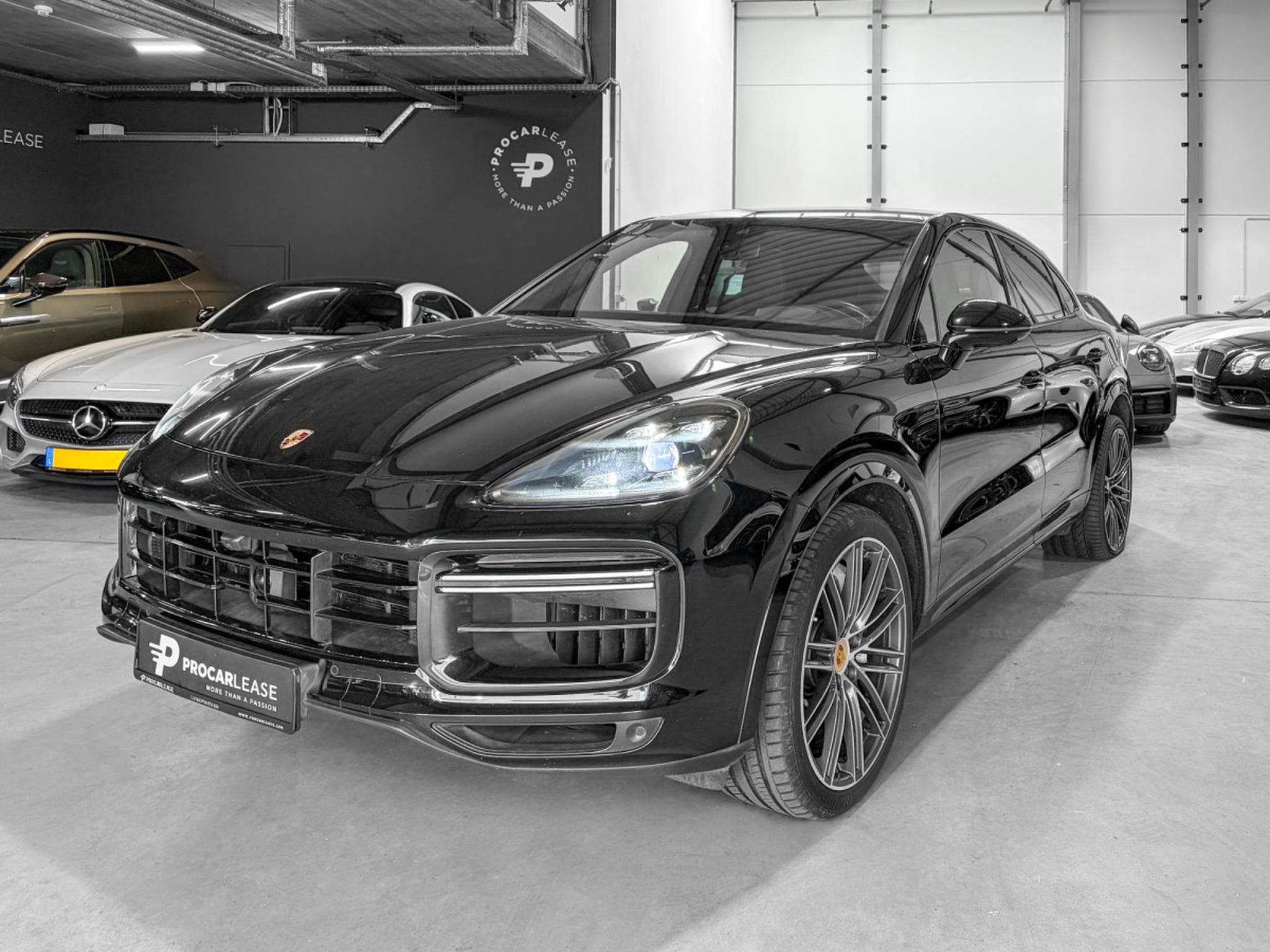 Porsche Cayenne Cayenne Coupe Turbo/22°/360/PANO/BURM/ACC/LUFT/CHRONO/HUD/AH (2019) - Foto 1