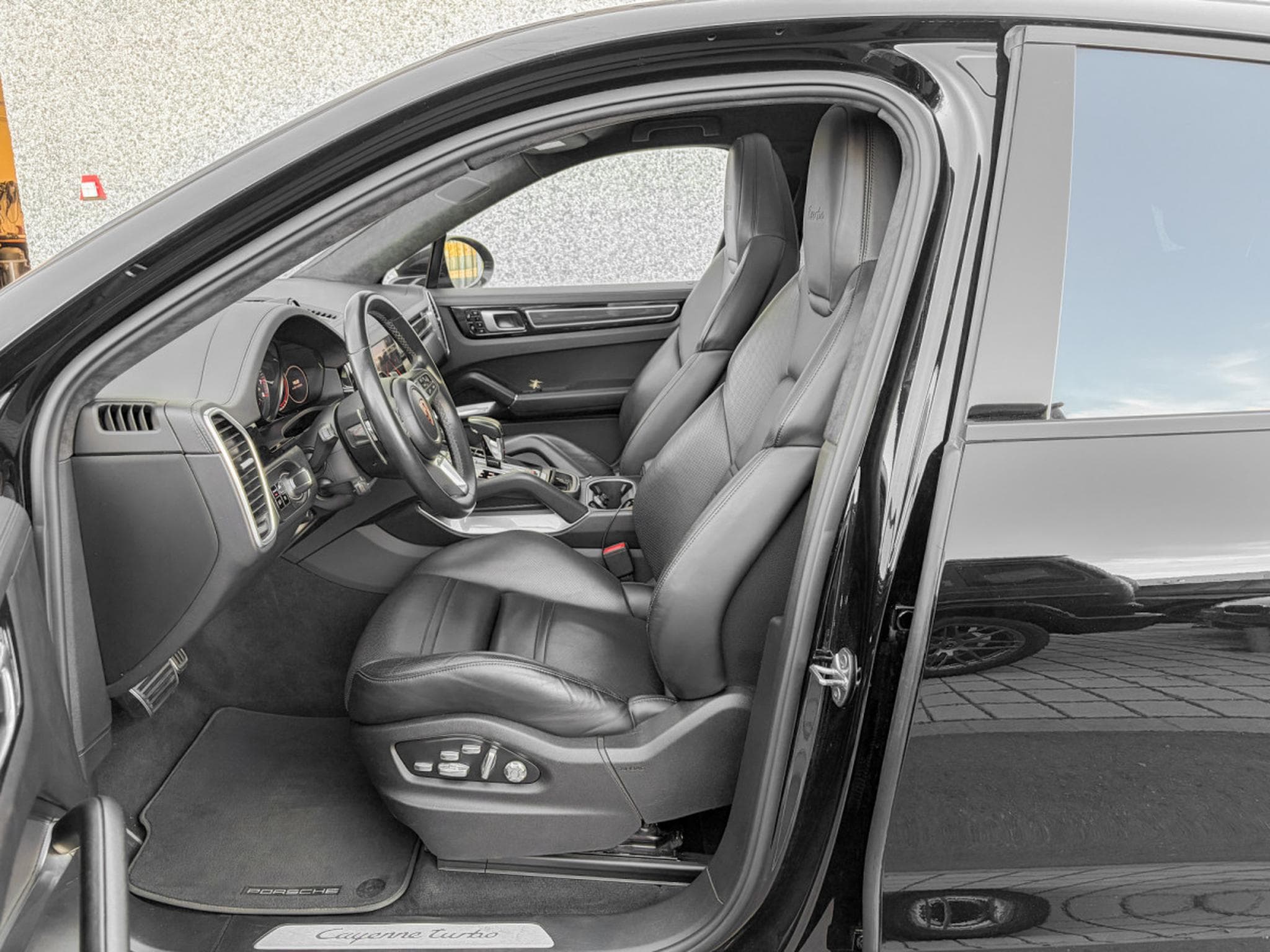 Porsche Cayenne Cayenne Coupe Turbo/22°/360/PANO/BURM/ACC/LUFT/CHRONO/HUD/AH (2019) - Foto 9