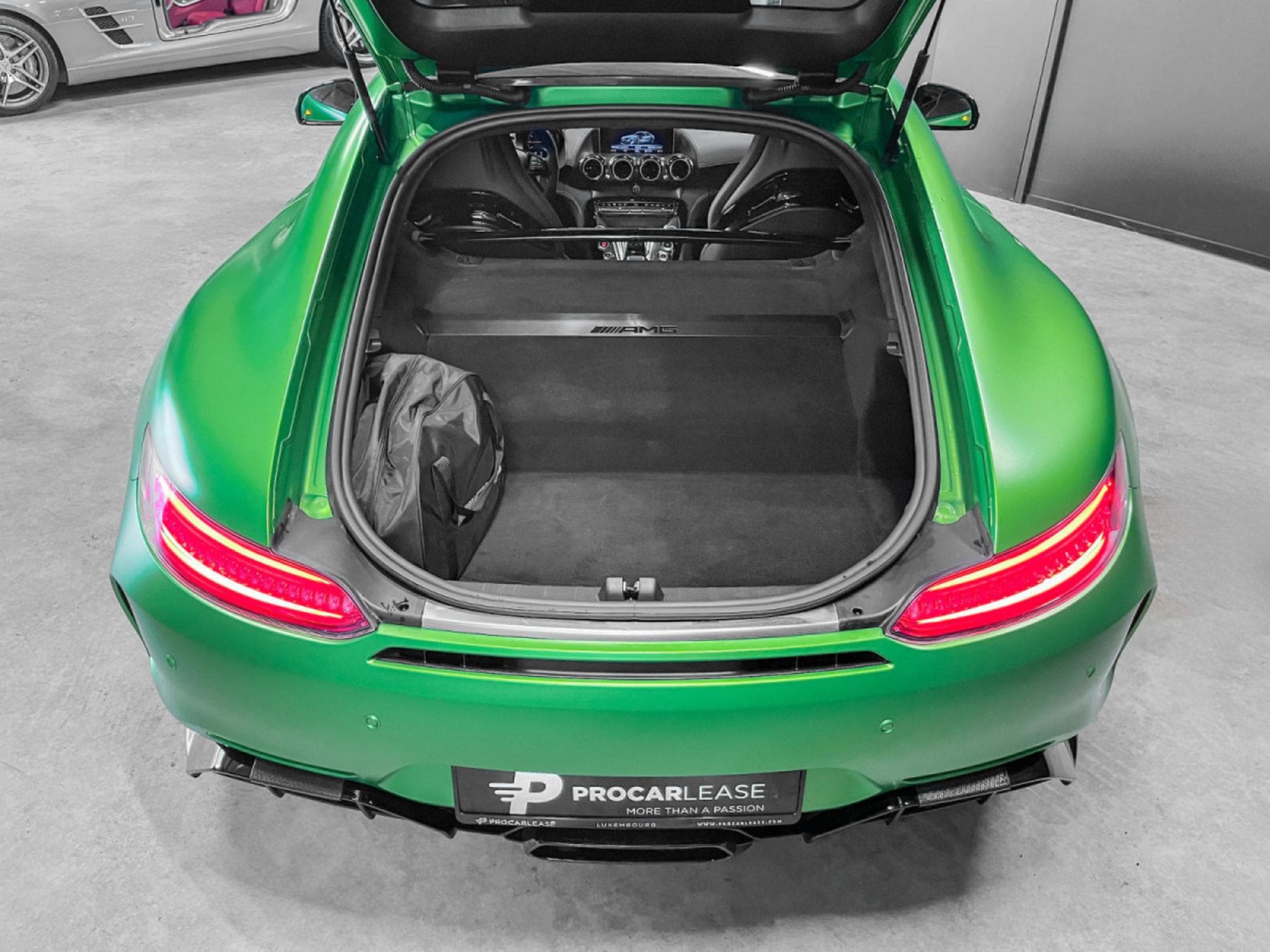 Mercedes GT R PERFECT CONDITION /NO FAP 1 HAND / KERAMIK/ BURMESTER/SERV (2017) - Foto 19