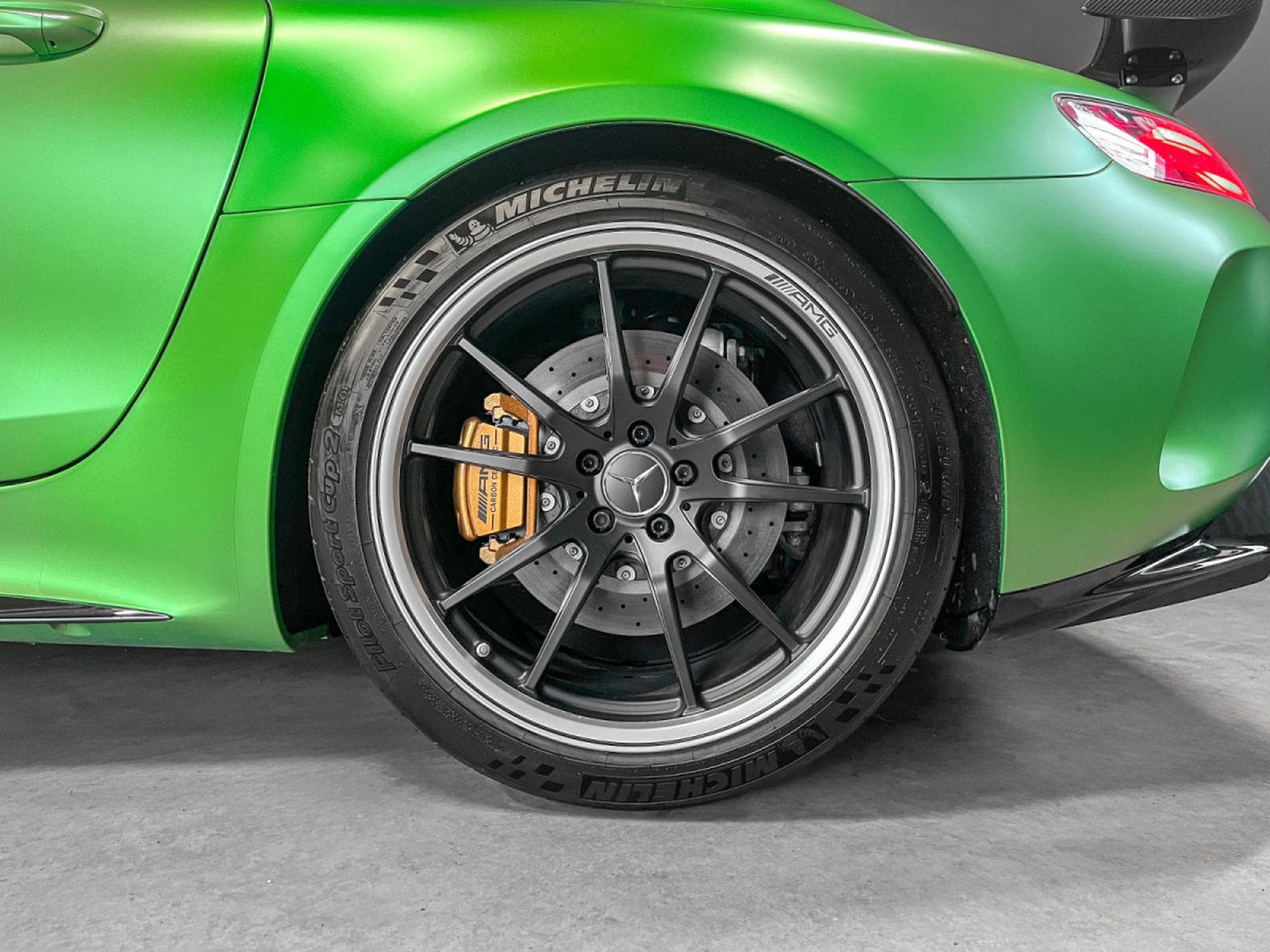 Mercedes GT R PERFECT CONDITION /NO FAP 1 HAND / KERAMIK/ BURMESTER/SERV (2017) - Foto 22