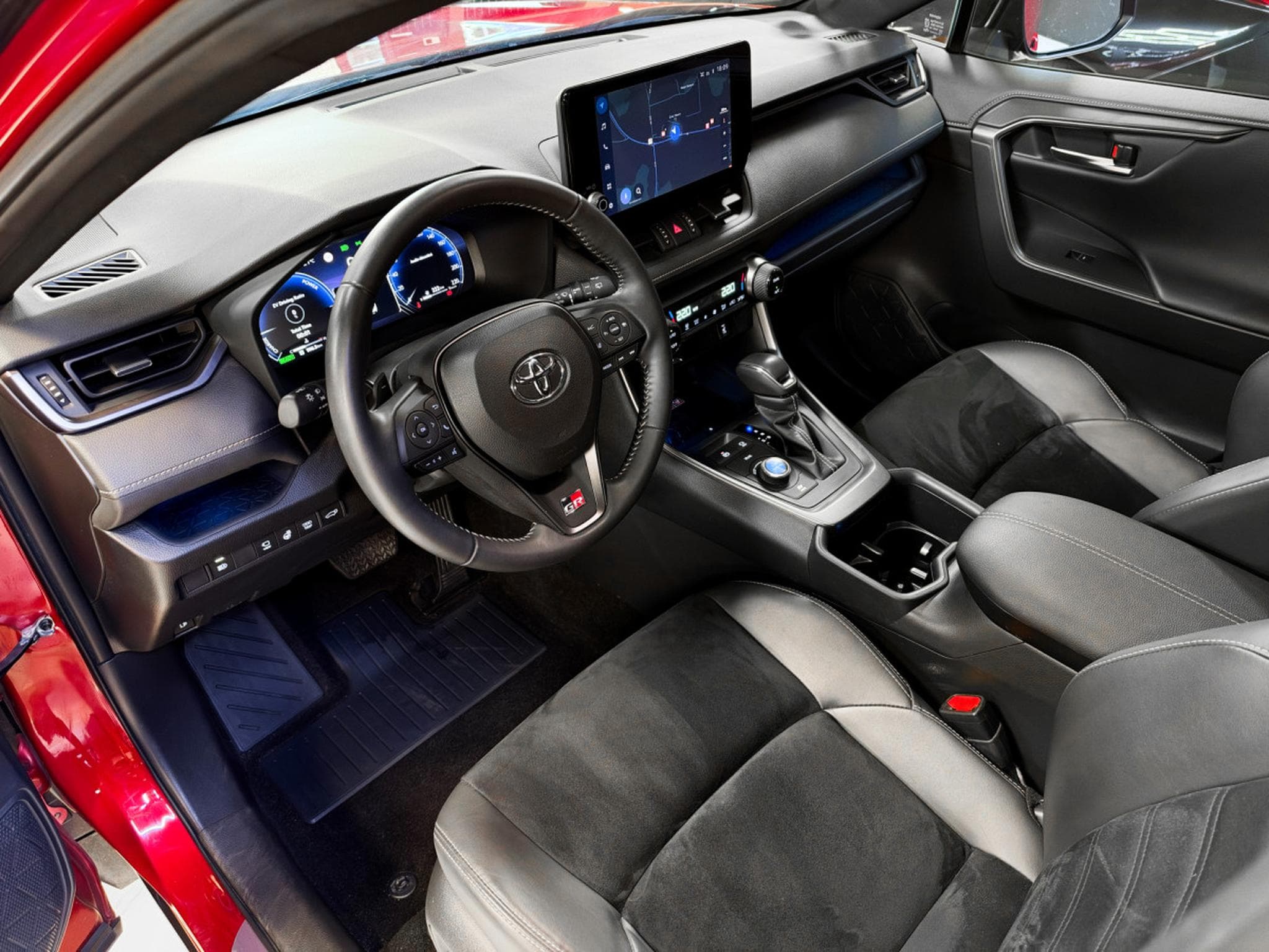 Toyota RAV 4 222 HYBRID GR SPORT (2024) - Photo 11