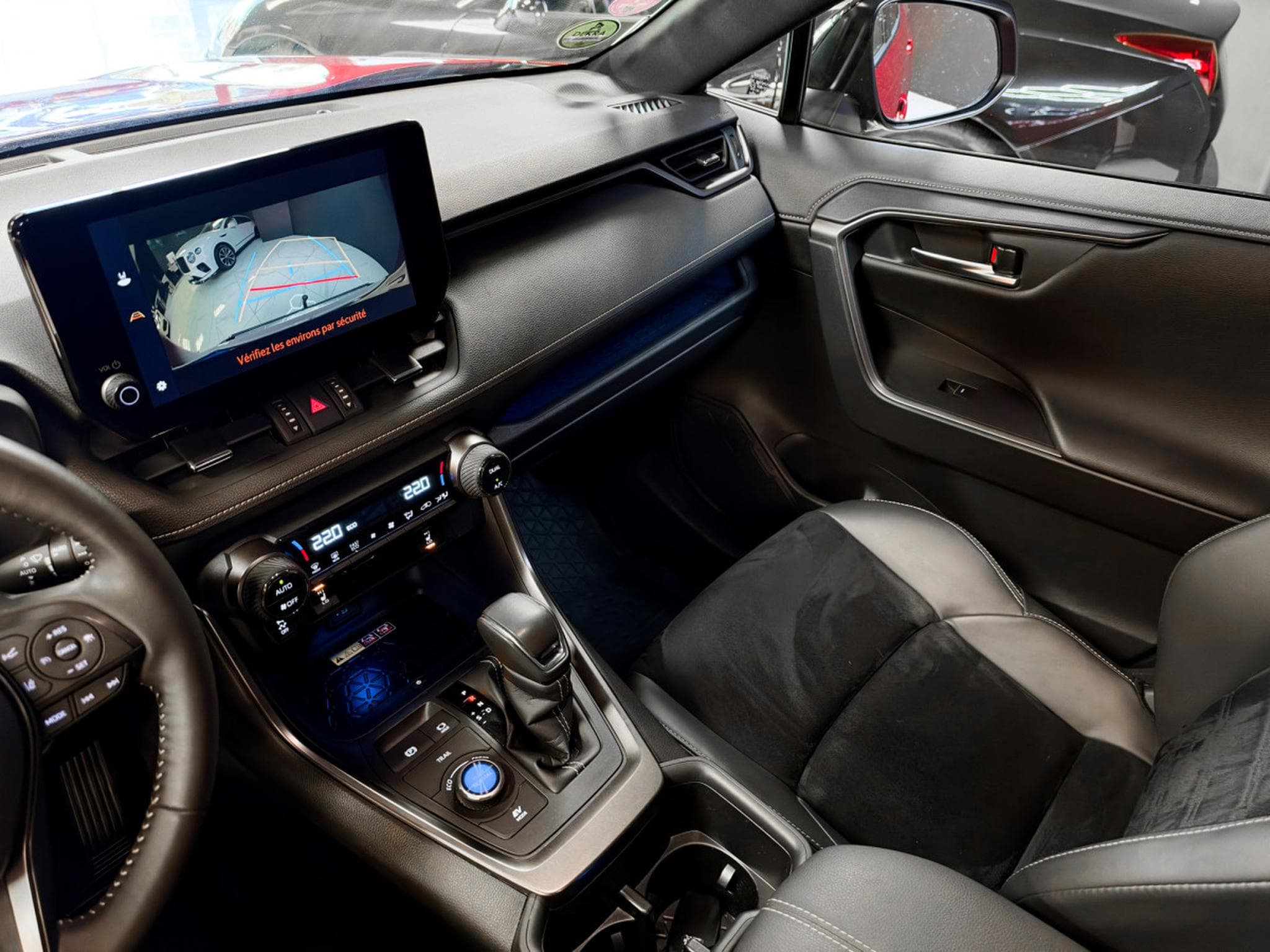 Toyota RAV 4 222 HYBRID GR SPORT (2024) - Photo 12