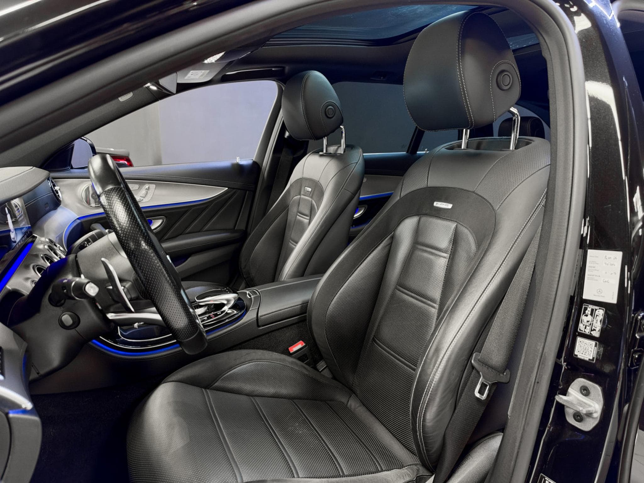 Mercedes E 63 AMG BURMESTER / MASSAGE / 360 / PANO / HEAD-UP (2019) - Photo 13