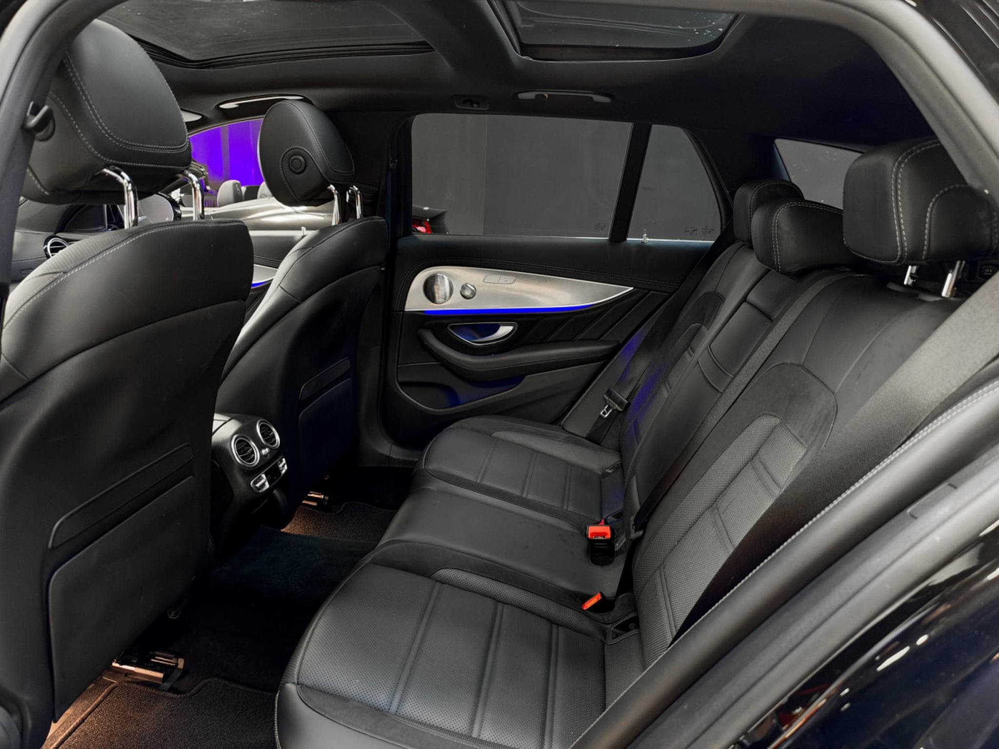 Mercedes E 63 AMG BURMESTER / MASSAGE / 360 / PANO / HEAD-UP (2019) - Photo 14
