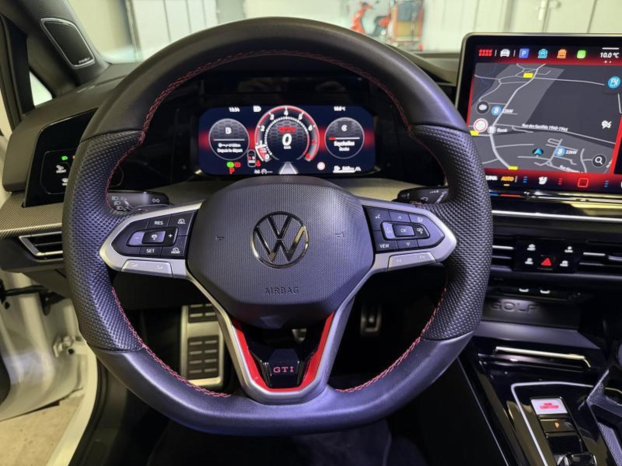 VW Golf 8.5 GTI CS *PANO*AKRA*CUIR *FULL (2025) - Photo 15
