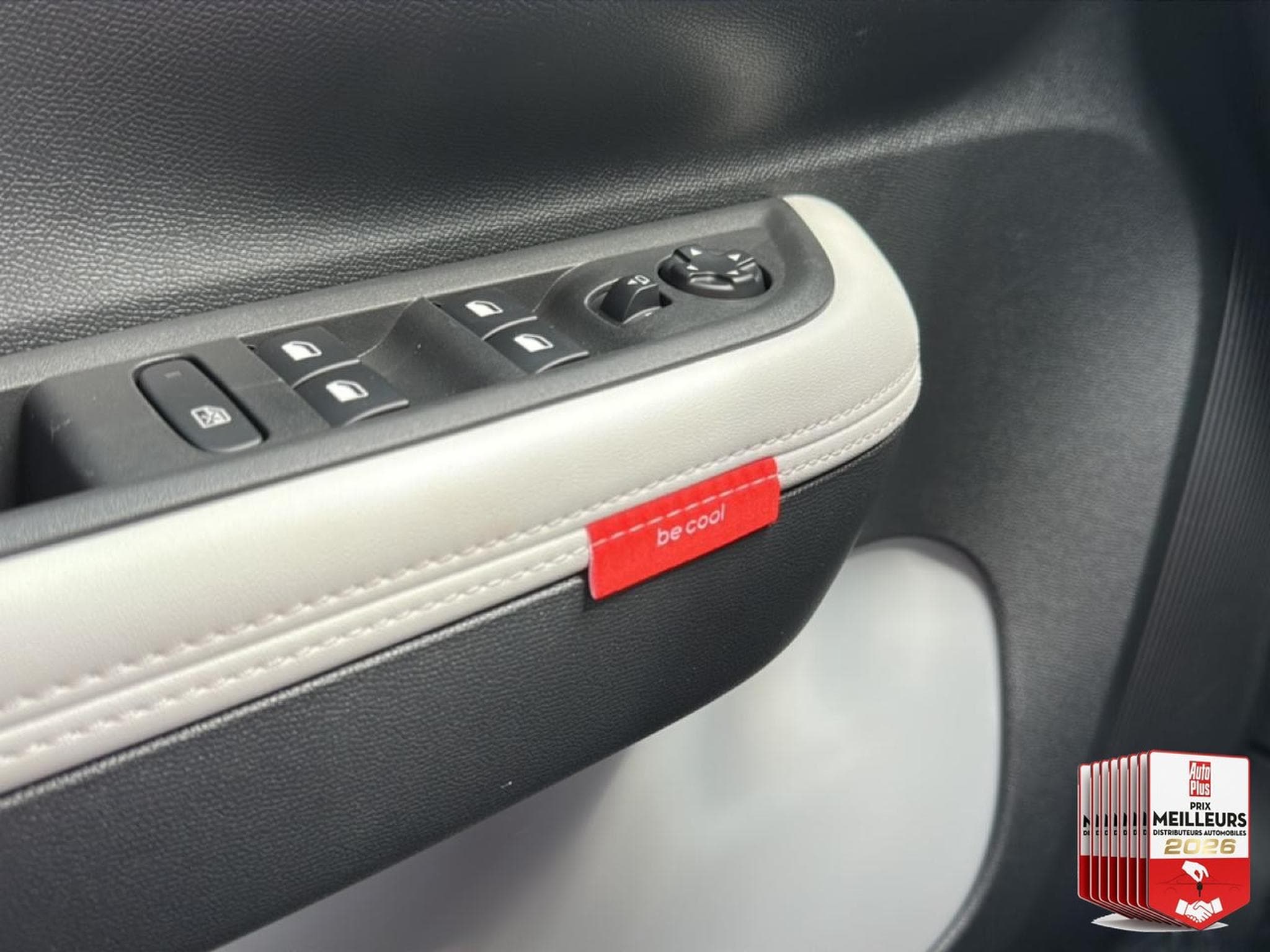 Citroen C3 AIRCROSS 1.2 HYBRIDE 145 MAX E-DCS6 (2026) - Photo 31