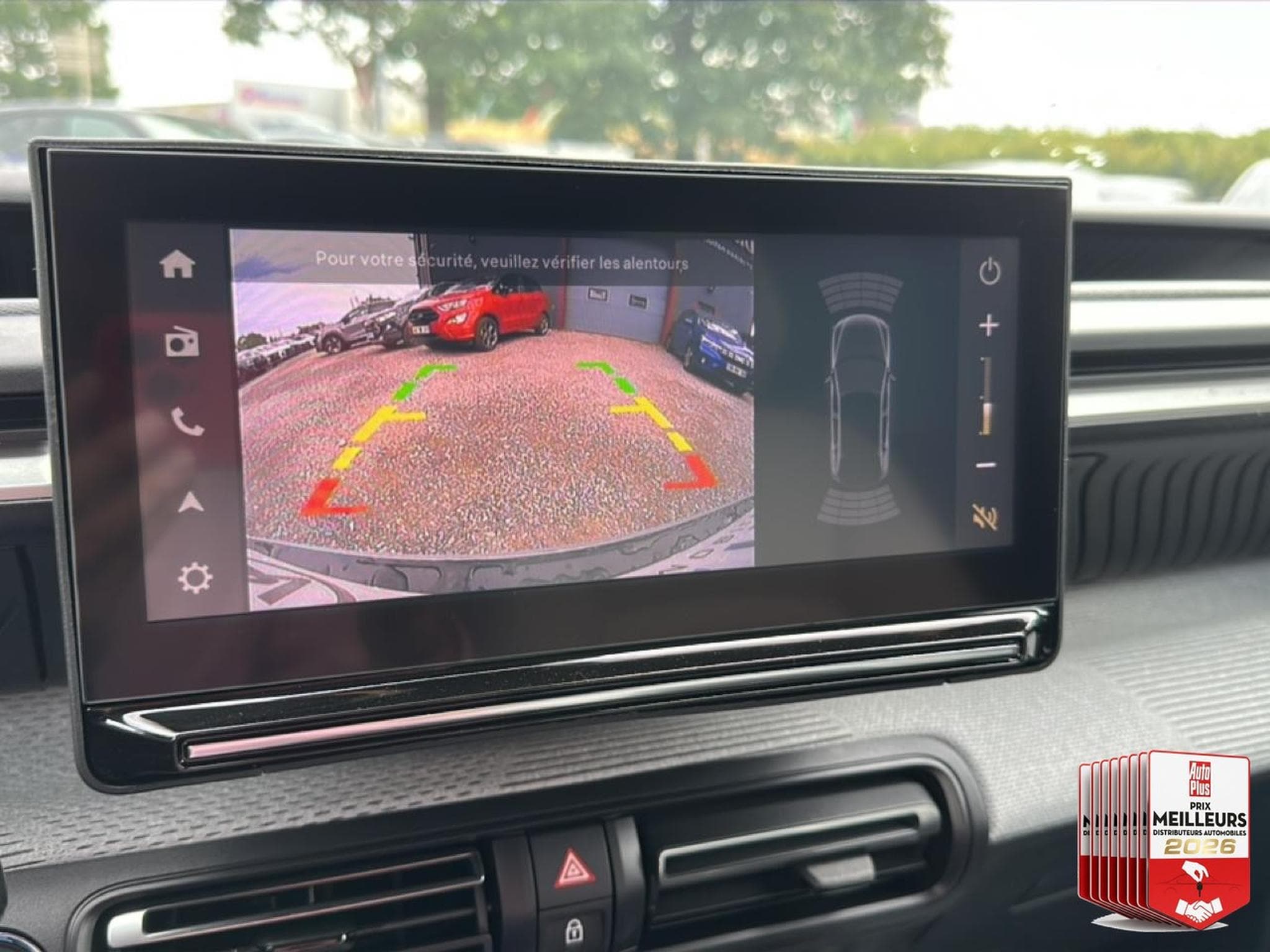 Citroen C3 AIRCROSS 1.2 HYBRIDE 145 MAX E-DCS6 (2026) - Photo 28