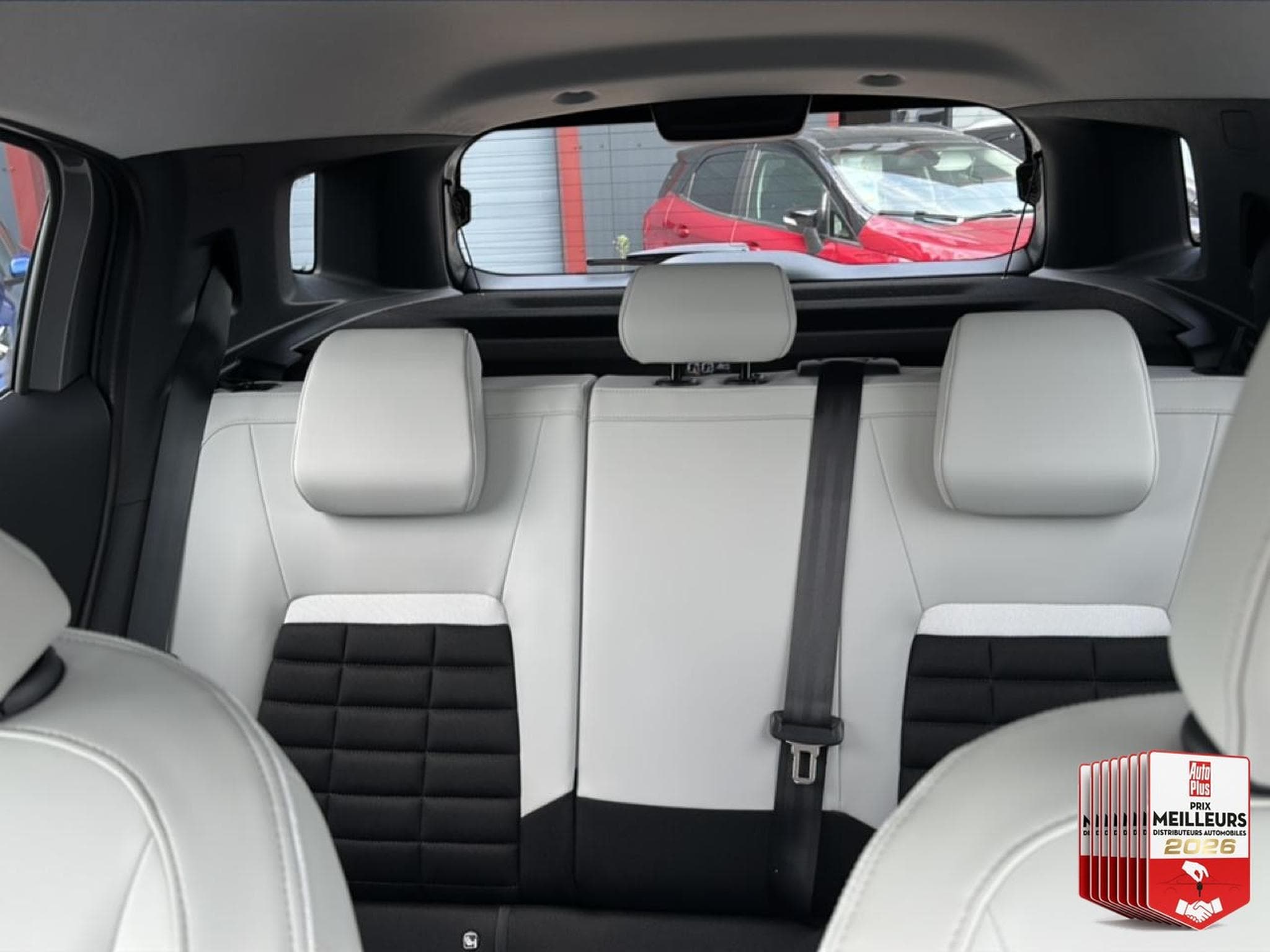 Citroen C3 AIRCROSS 1.2 HYBRIDE 145 MAX E-DCS6 (2026) - Photo 33