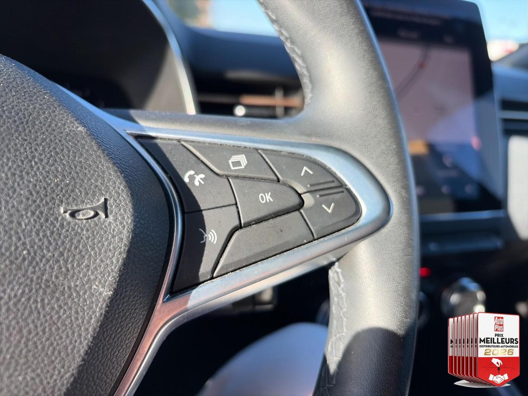 Renault Clio 1.0 TCE 90 LUTECIA (2022) - Photo 15