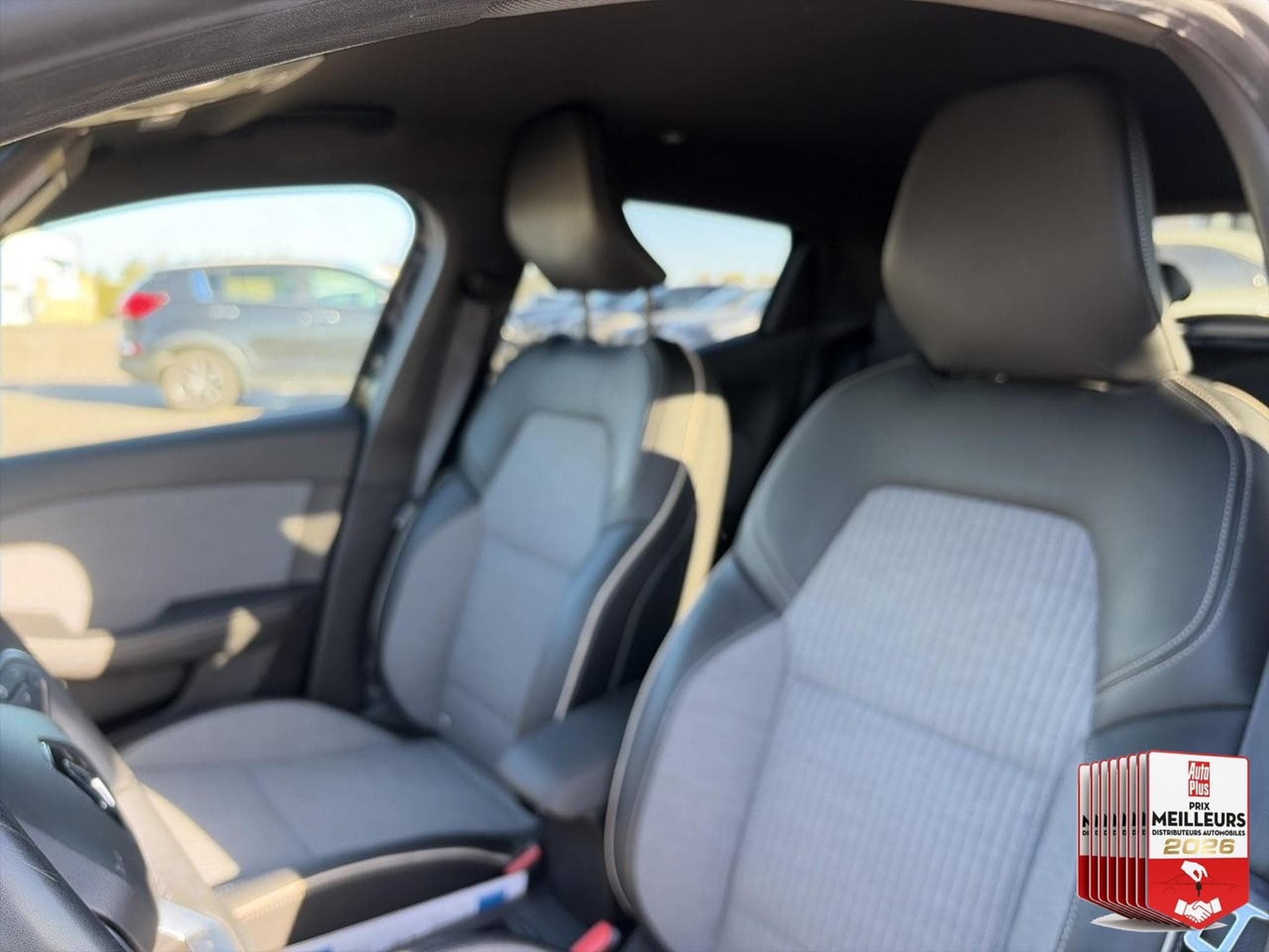 Renault Clio 1.0 TCE 90 LUTECIA (2022) - Photo 24