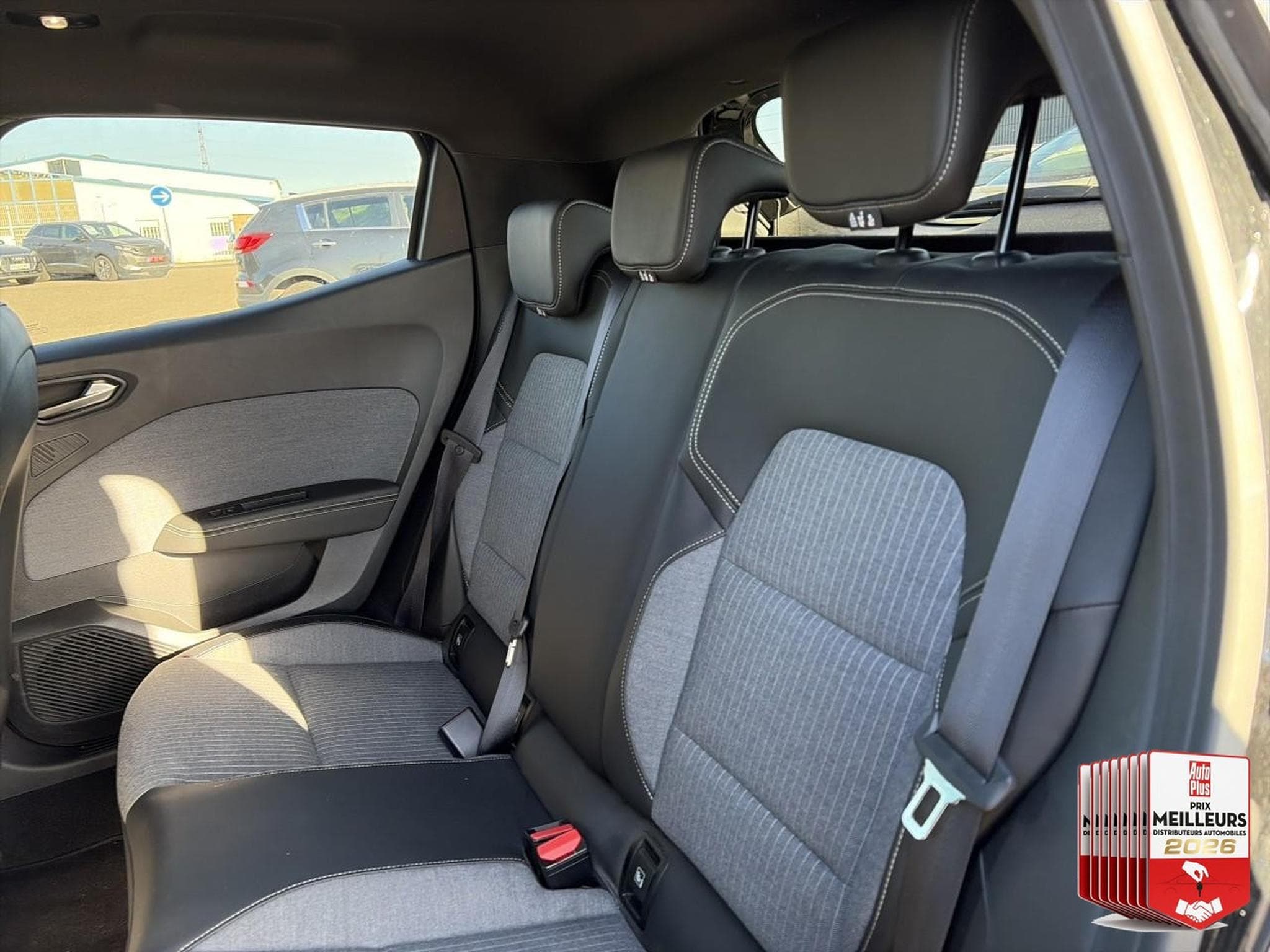 Renault Clio 1.0 TCE 90 LUTECIA (2022) - Photo 26