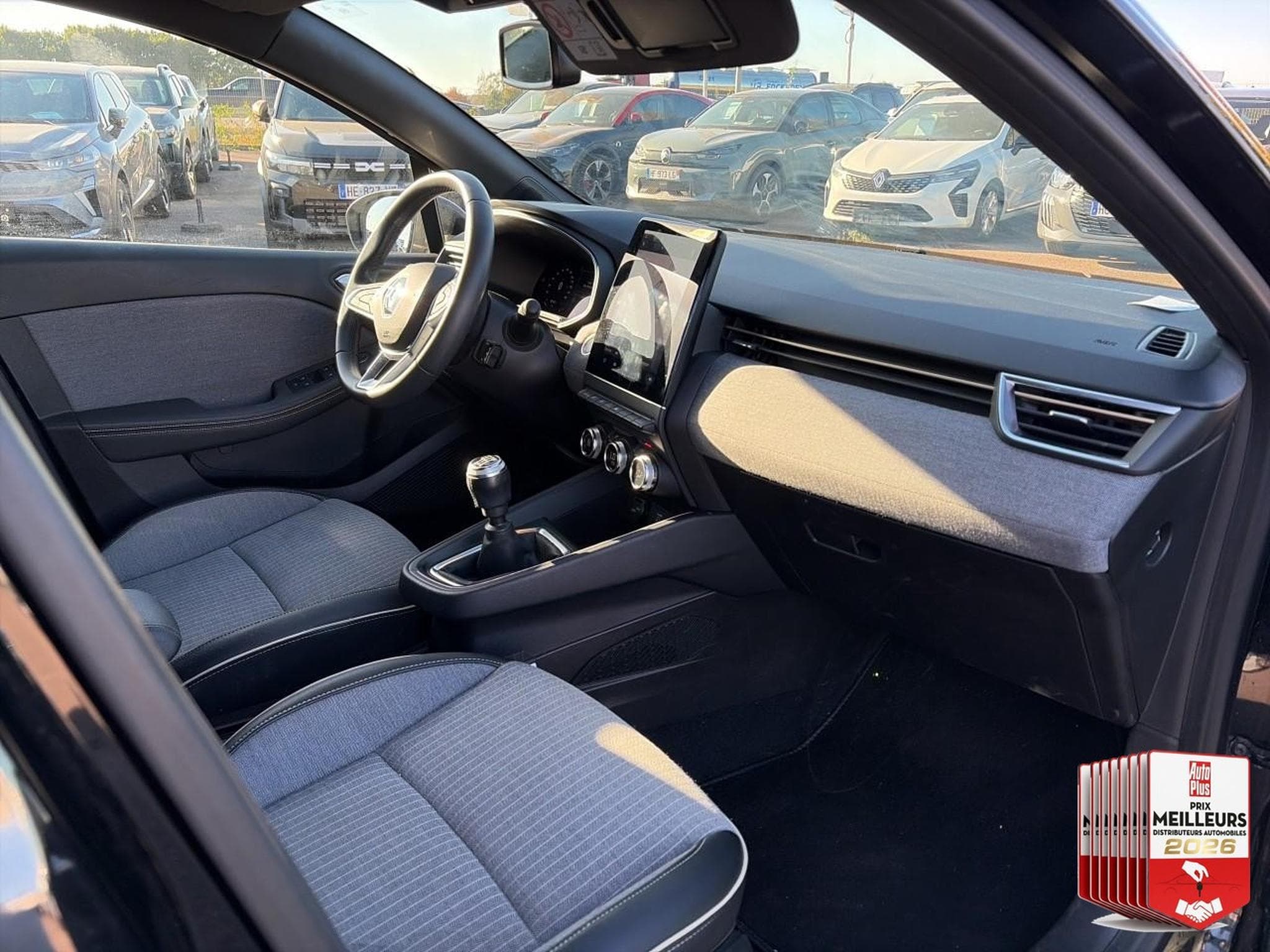 Renault Clio 1.0 TCE 90 LUTECIA (2022) - Photo 29