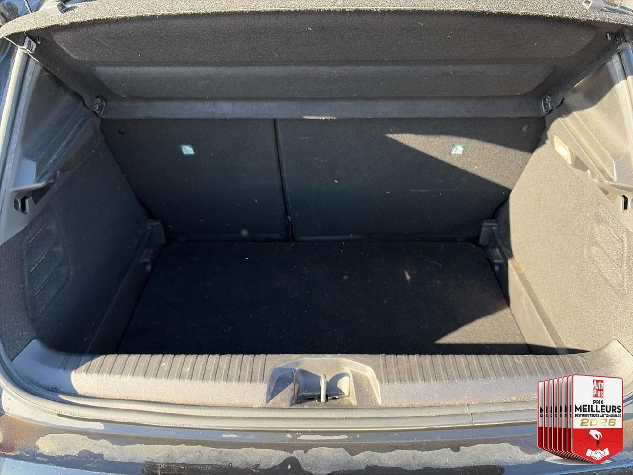 Renault Clio 1.0 TCE 90 LUTECIA (2022) - Photo 32