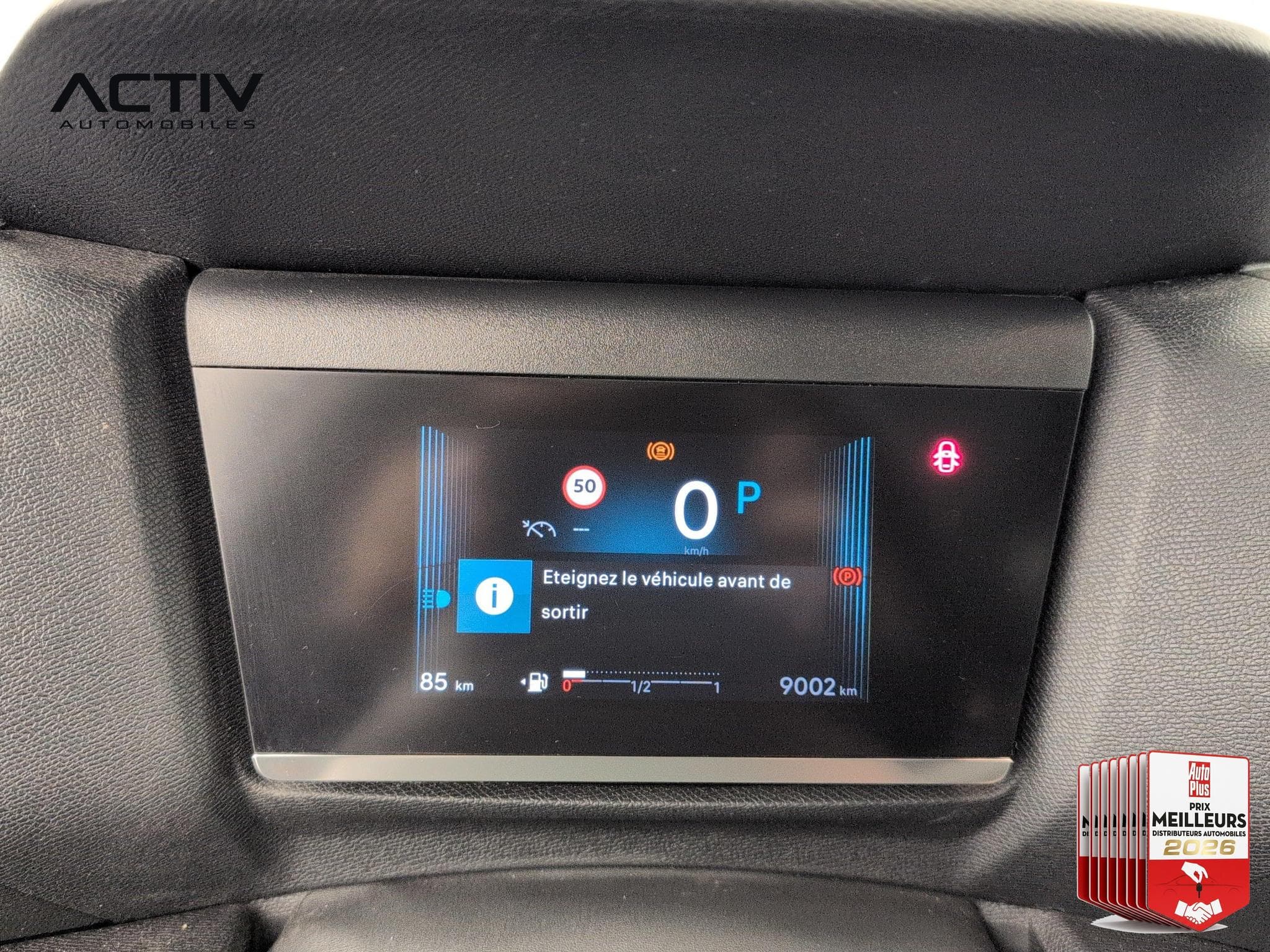 Citroën C4 Hybride 110 ch e-DCS6 You (2025) - Photo 25