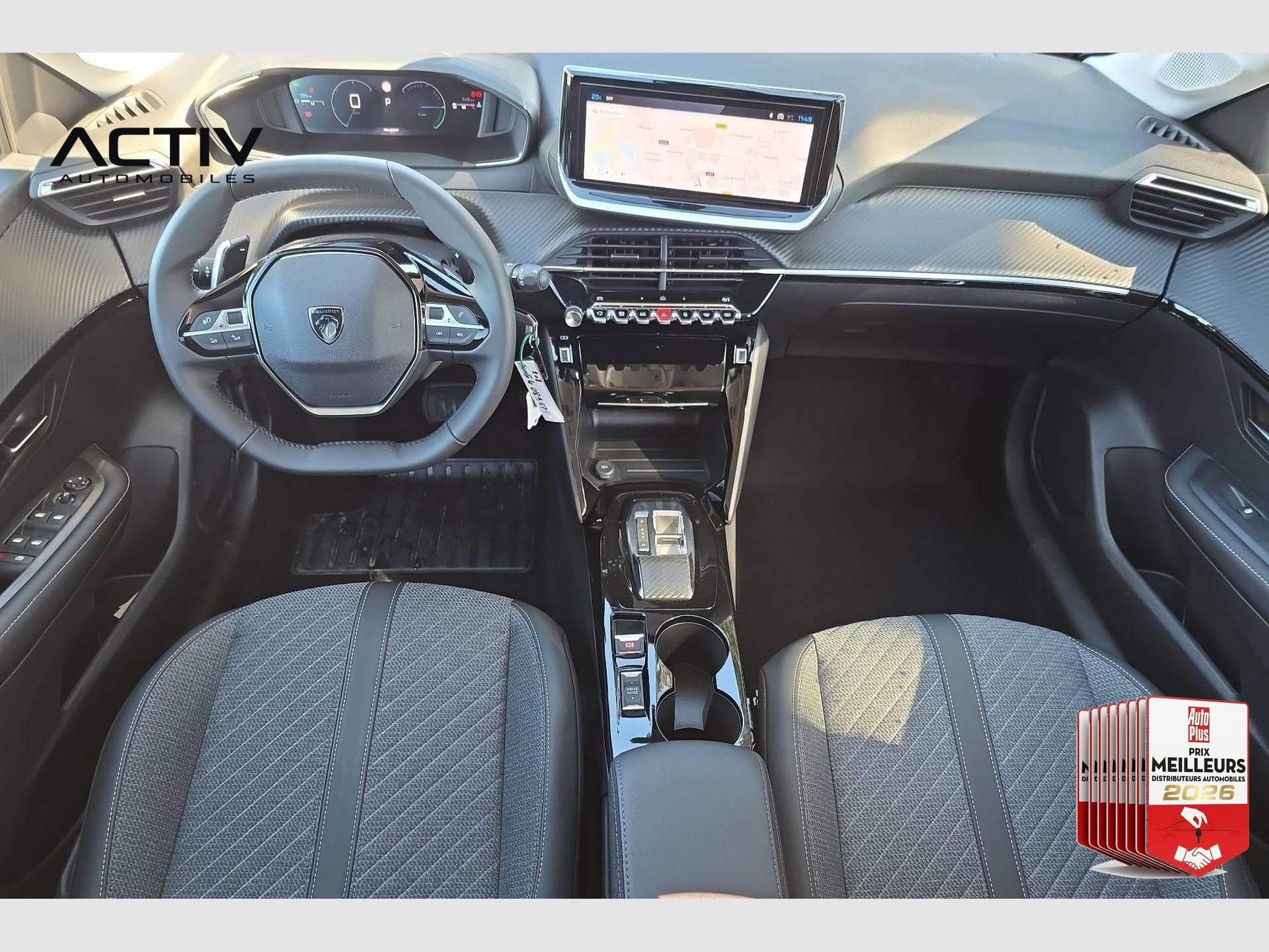 Peugeot 208 Hybrid 110 ch e-DCS6 Allure (2025) - Photo 12