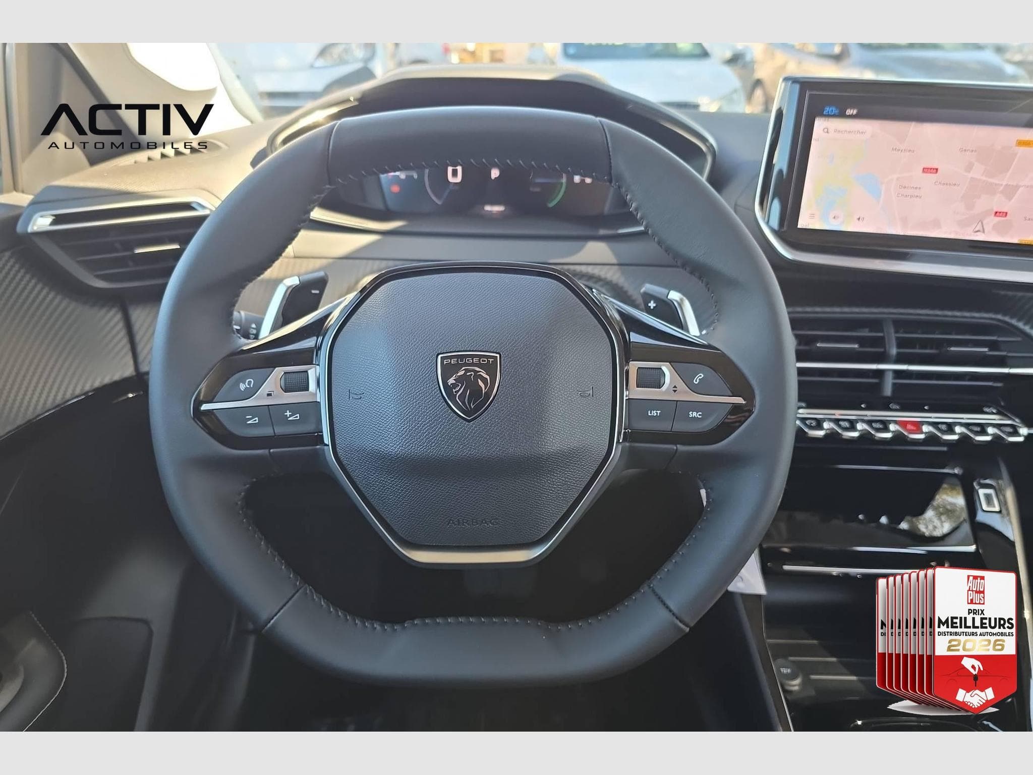 Peugeot 208 Hybrid 110 ch e-DCS6 Allure (2025) - Photo 14