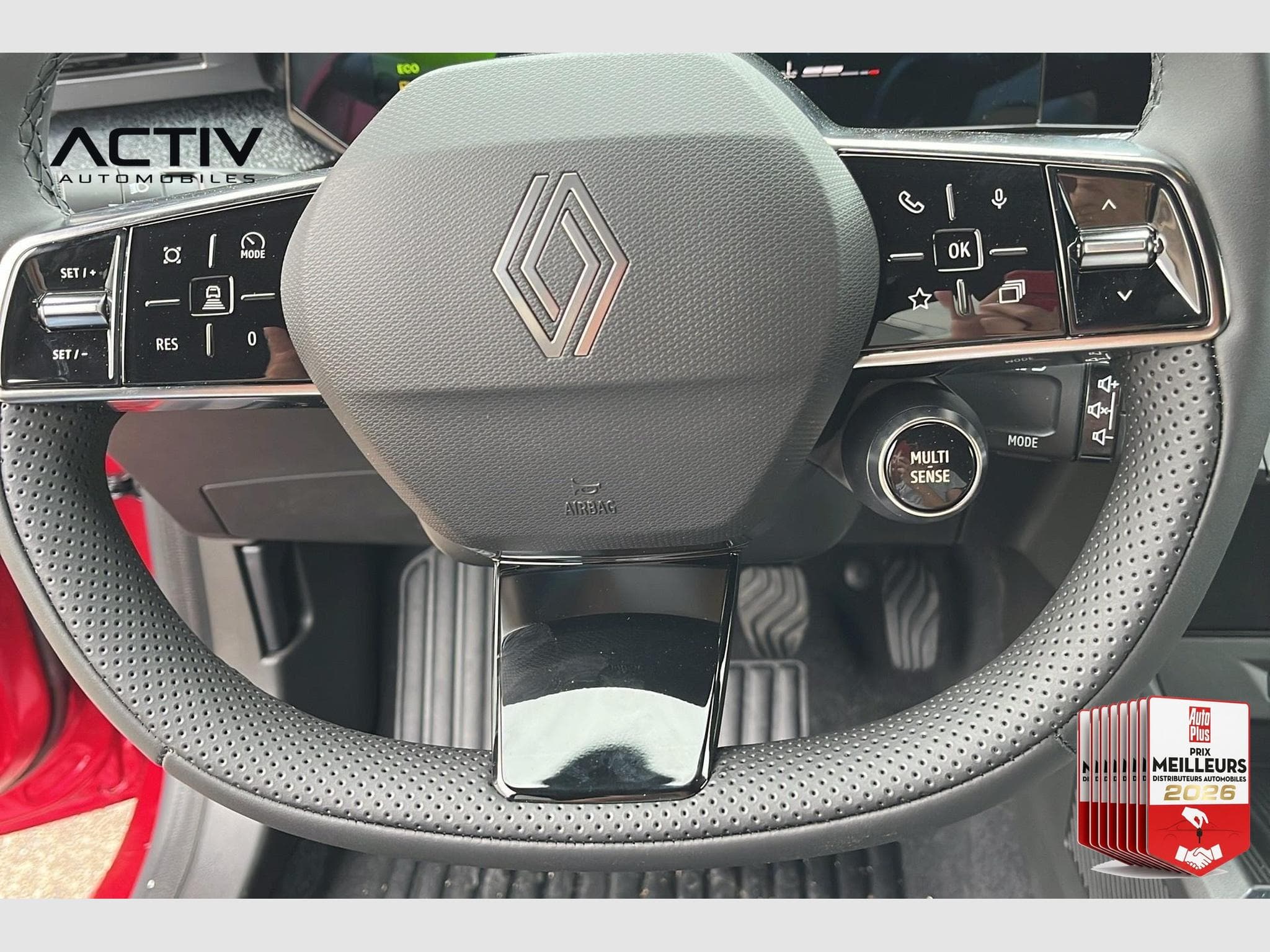 Renault Clio TCE 115 CH TECHNO (2026) - Photo 15