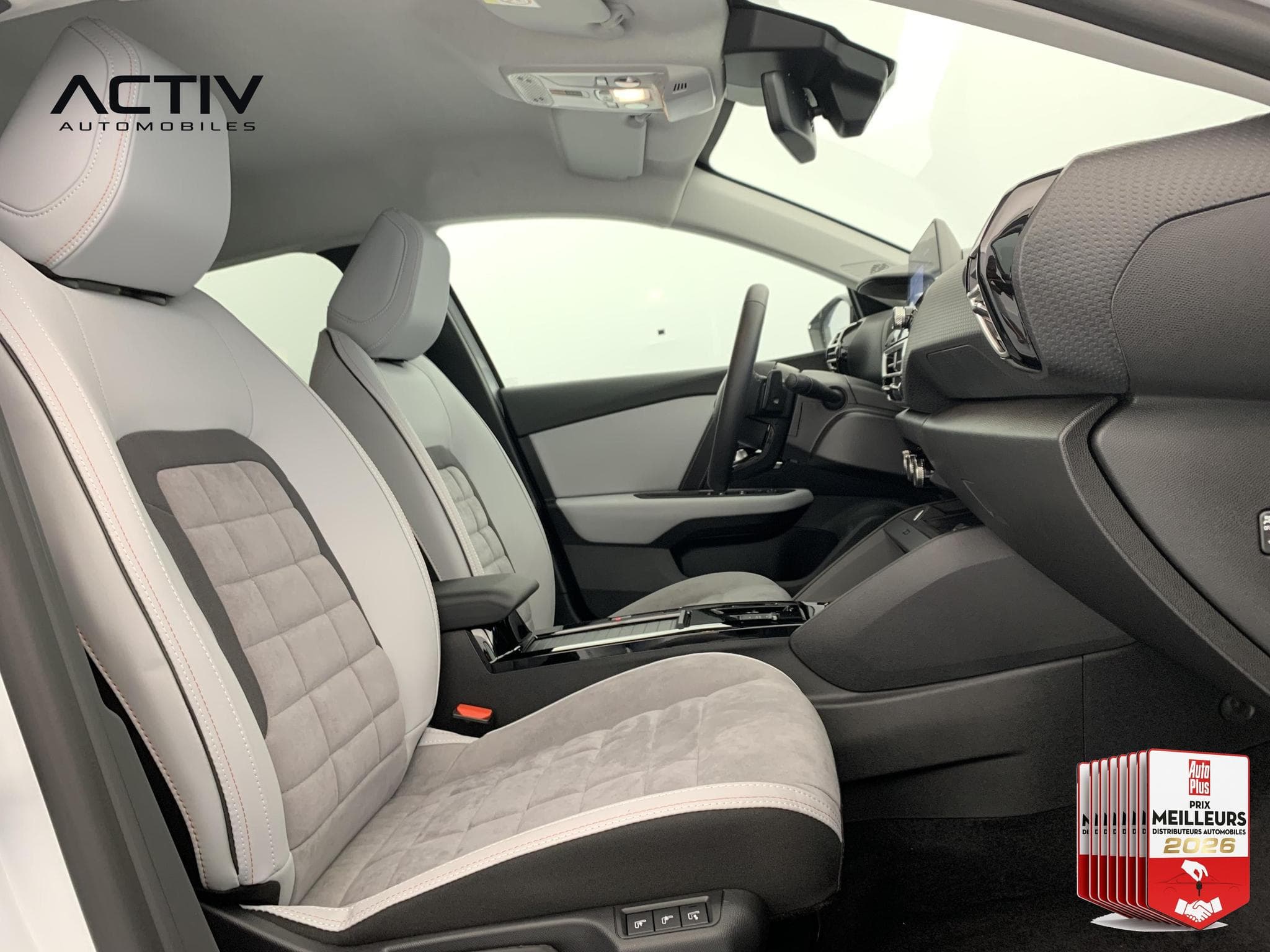 Citroën C4 PureTech 130 EAT8 Max (2025) - Photo 9