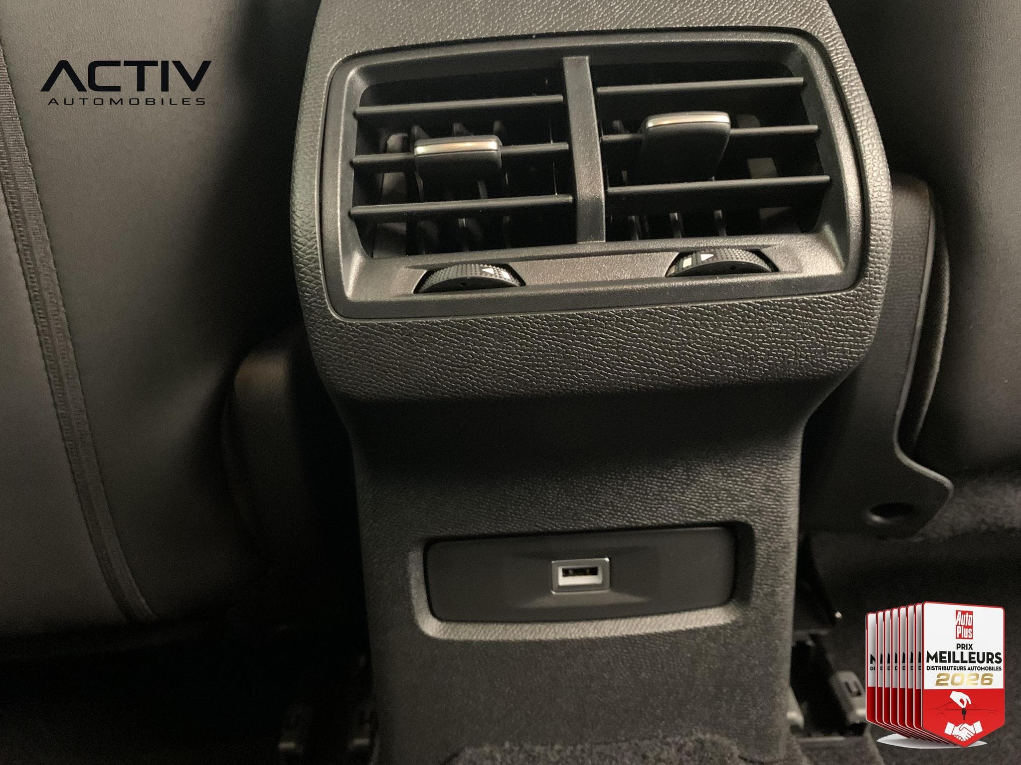 Citroën C4 PureTech 130 EAT8 Max (2025) - Photo 24