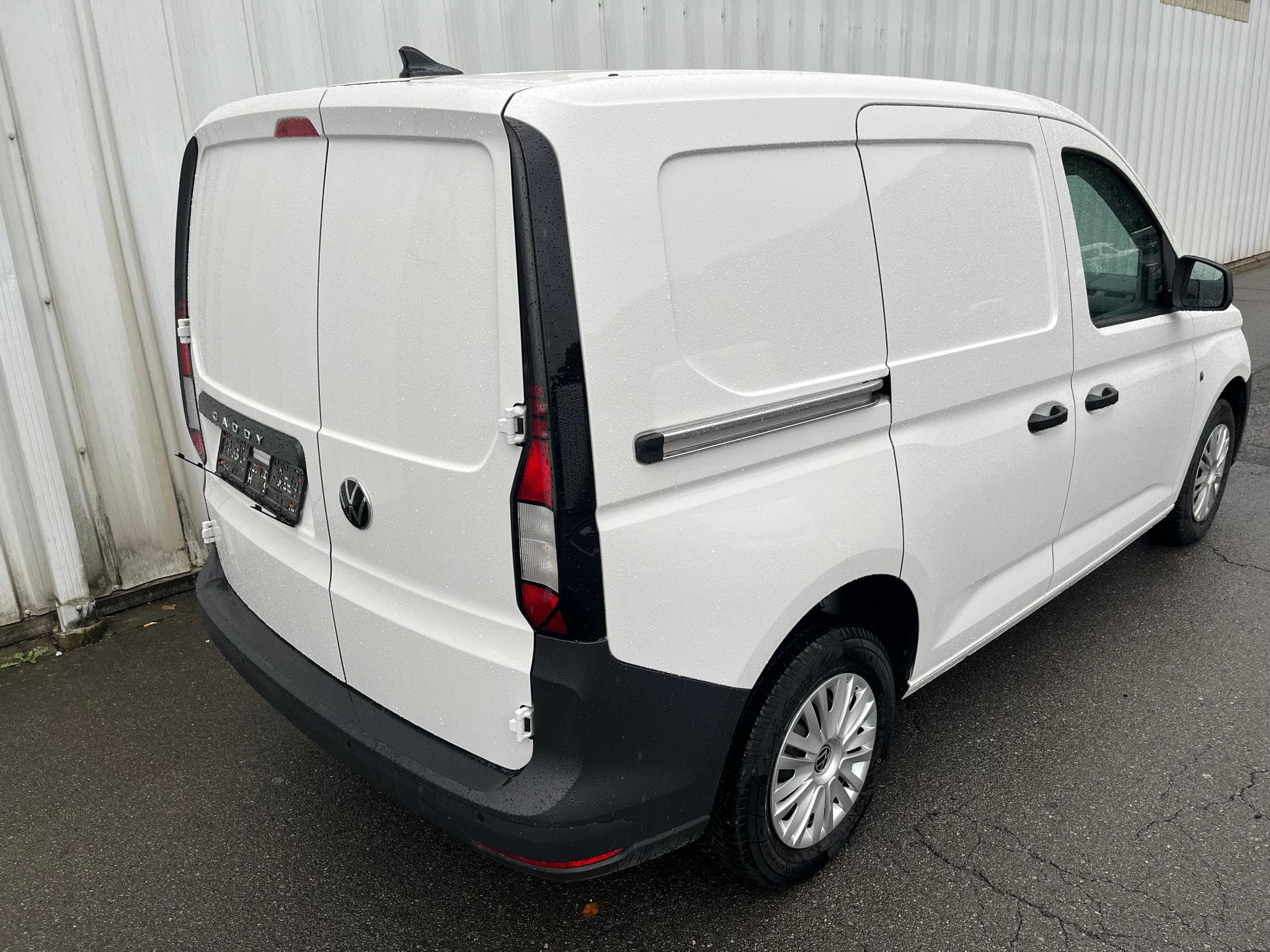 VW Caddy 2.0 TDI 102cv (2026) - Photo 2