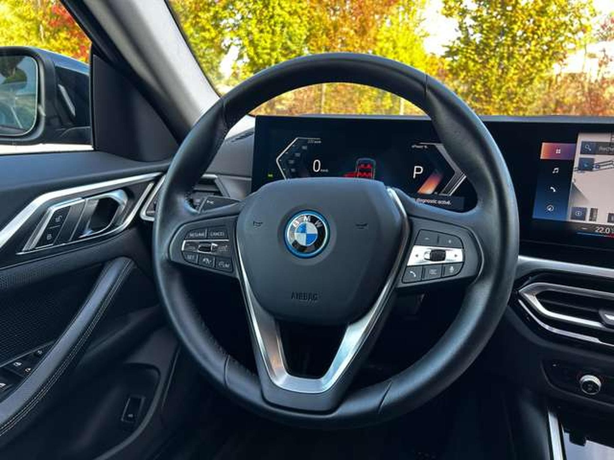 BMW i4 GRAN COUPE eDRIVE40 ELECTRIQUE 340 cv (2023) - Photo 10