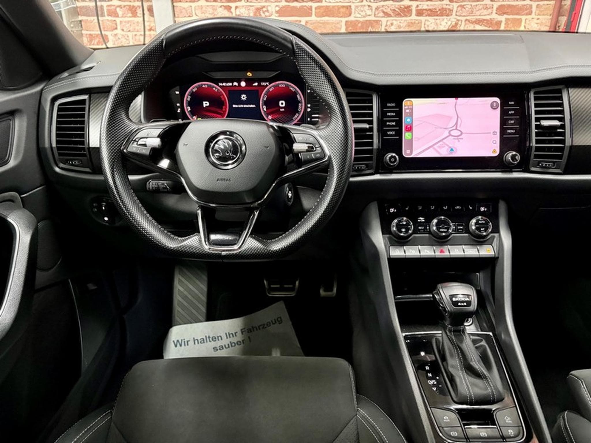 Skoda Kodiaq Kodiaq 2.0 TDi 200cv Auto 4X4 SPORT-LINE (7 Places) (2023) - Foto 4