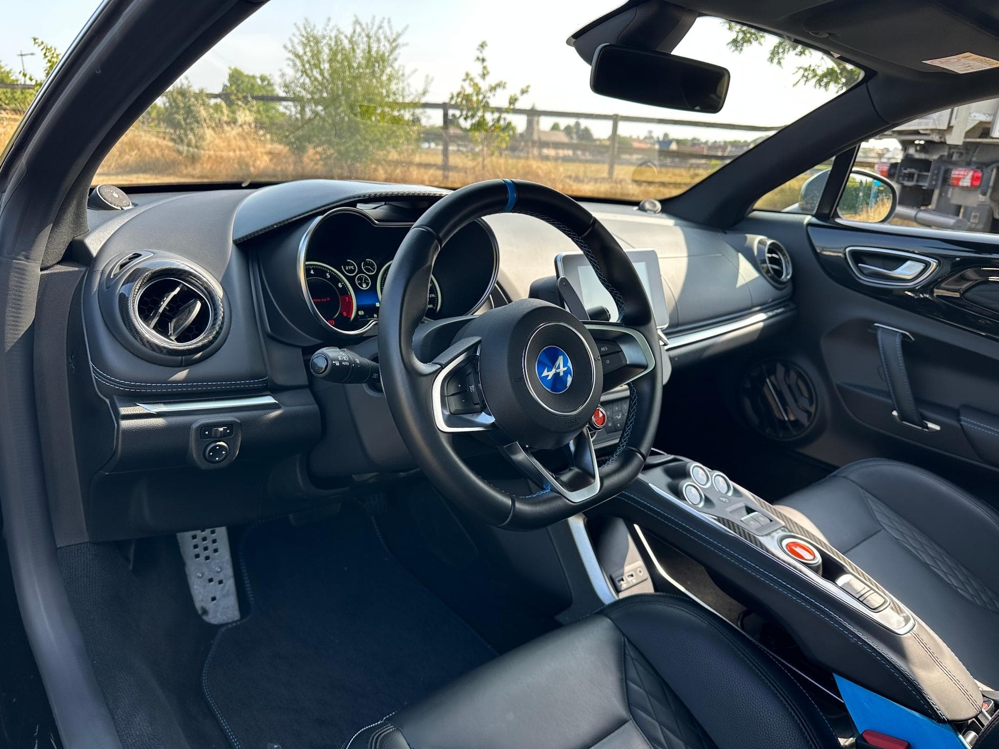 Alpine A110 GT - TVA récupérable (2024) - Photo 8