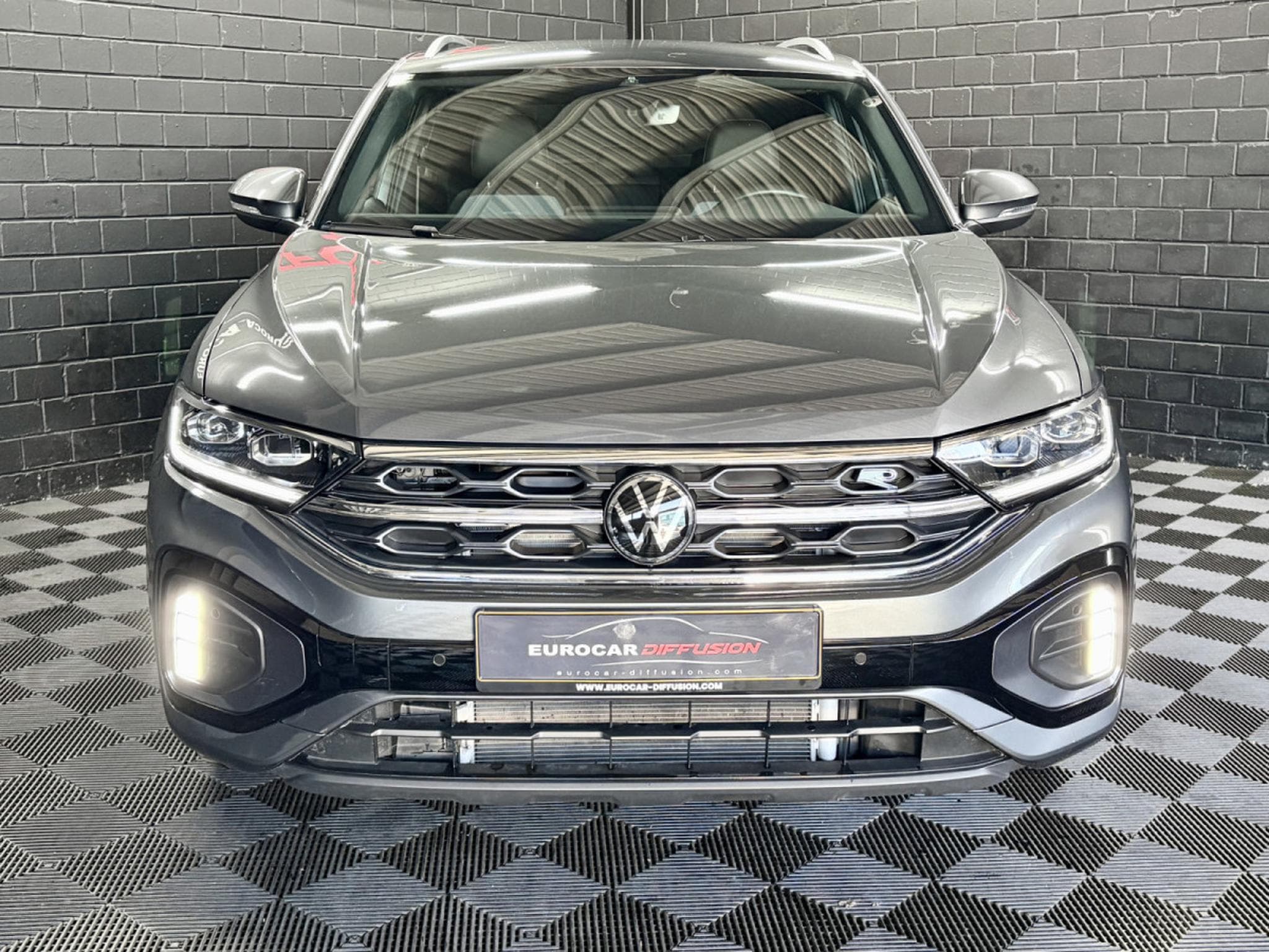 VW T-Roc R-Line Edition 1.5 TSI 150 CV DSG7 *ACC* CAM * HAYON * (2025) - Foto 2