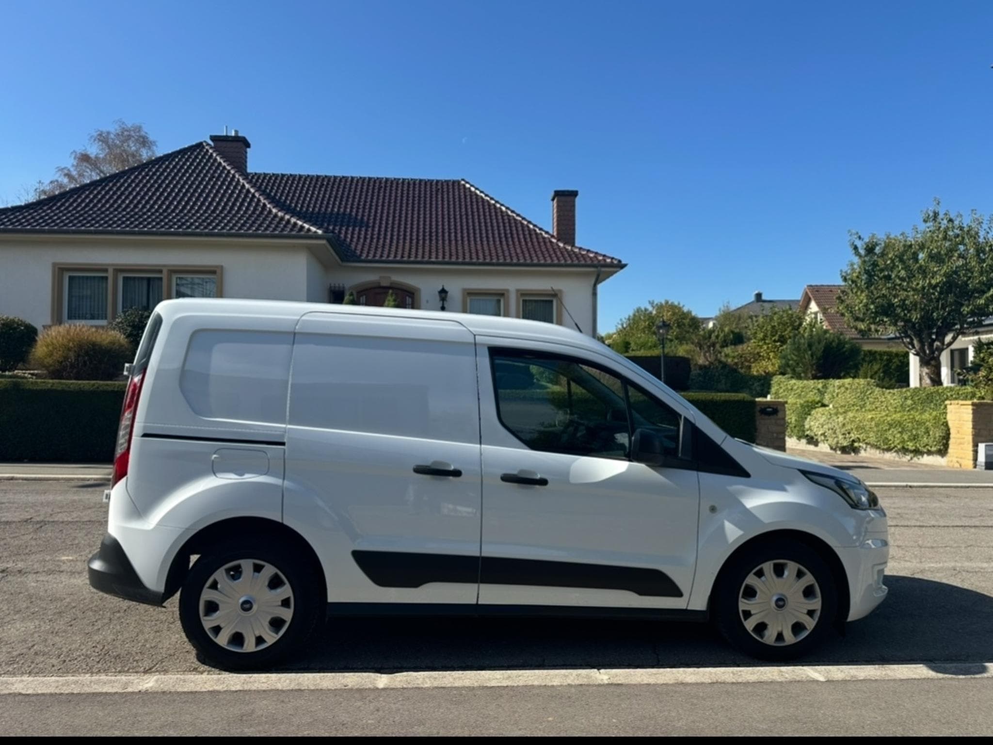 Ford Transit Connect (2024) - Photo 1