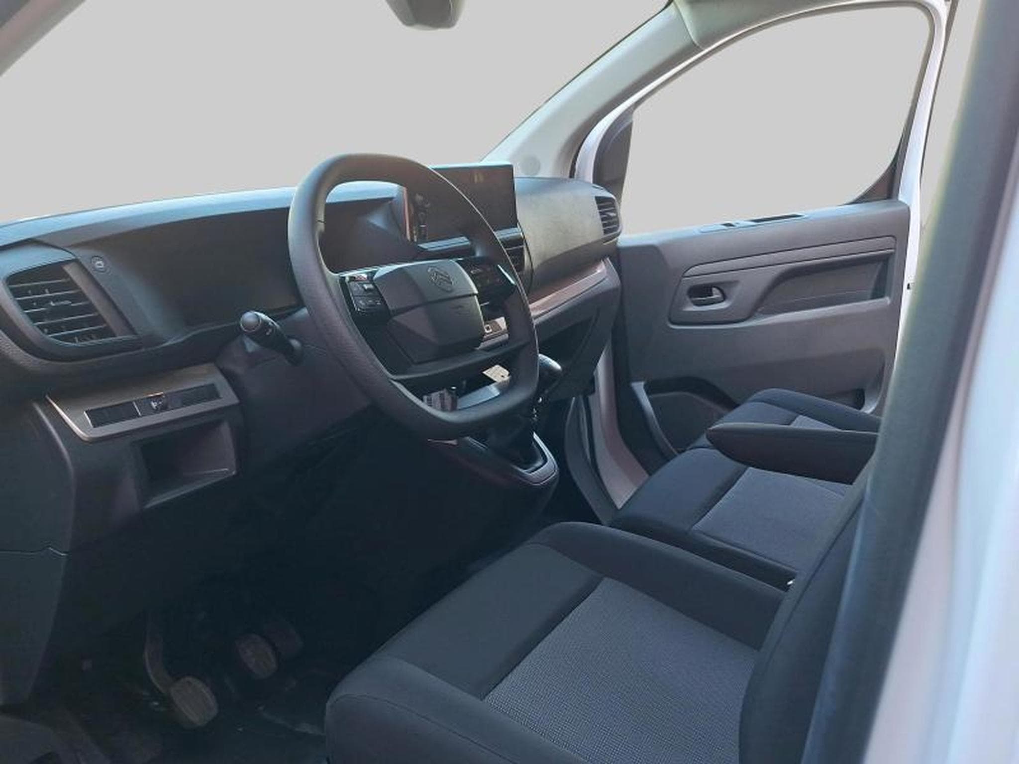 Citroen Jumpy IV ë- (2025) - Foto 11