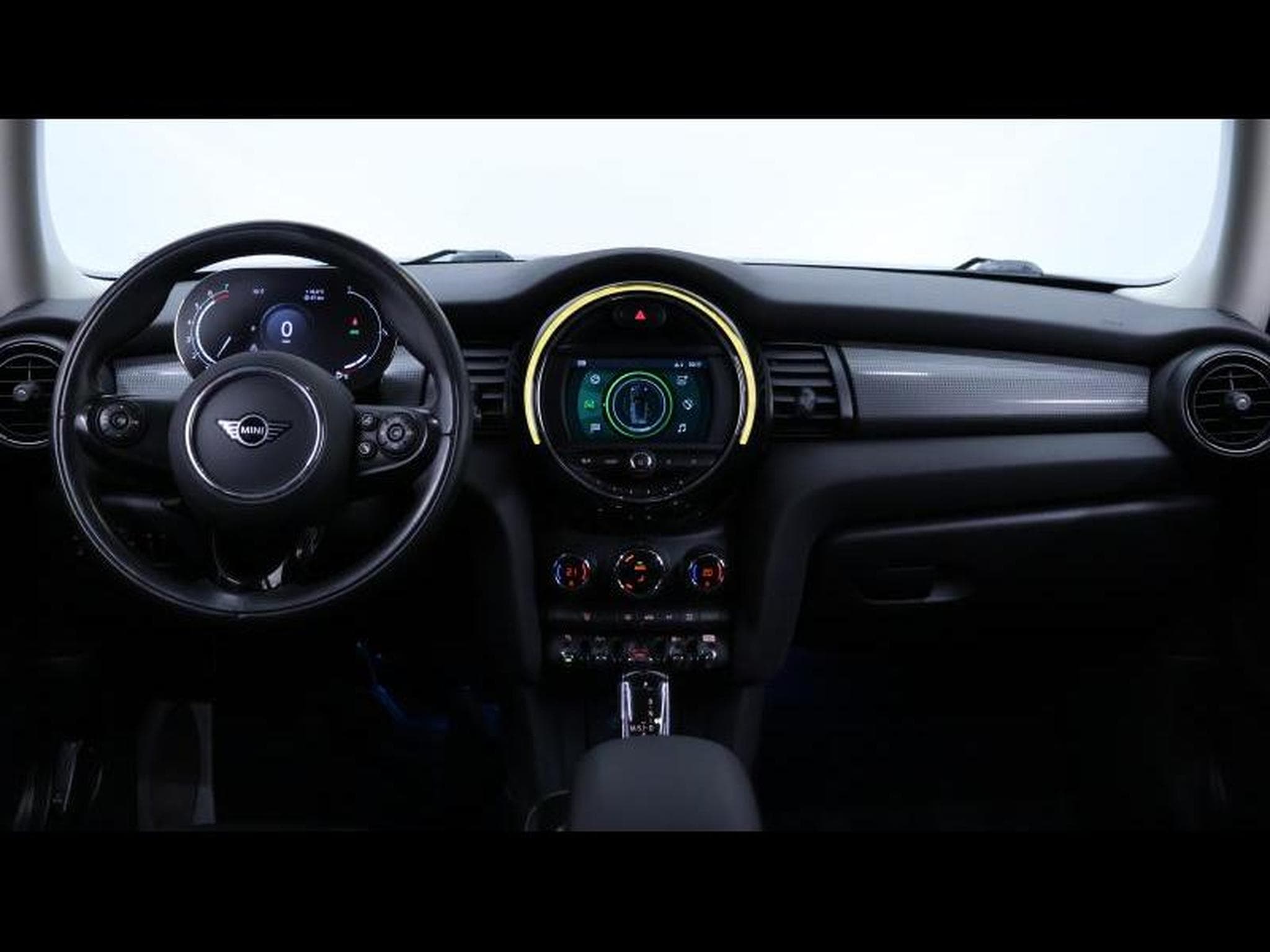 MINI Cooper 1.5 136 steptronic hatch 3portes (2021) - Photo 19