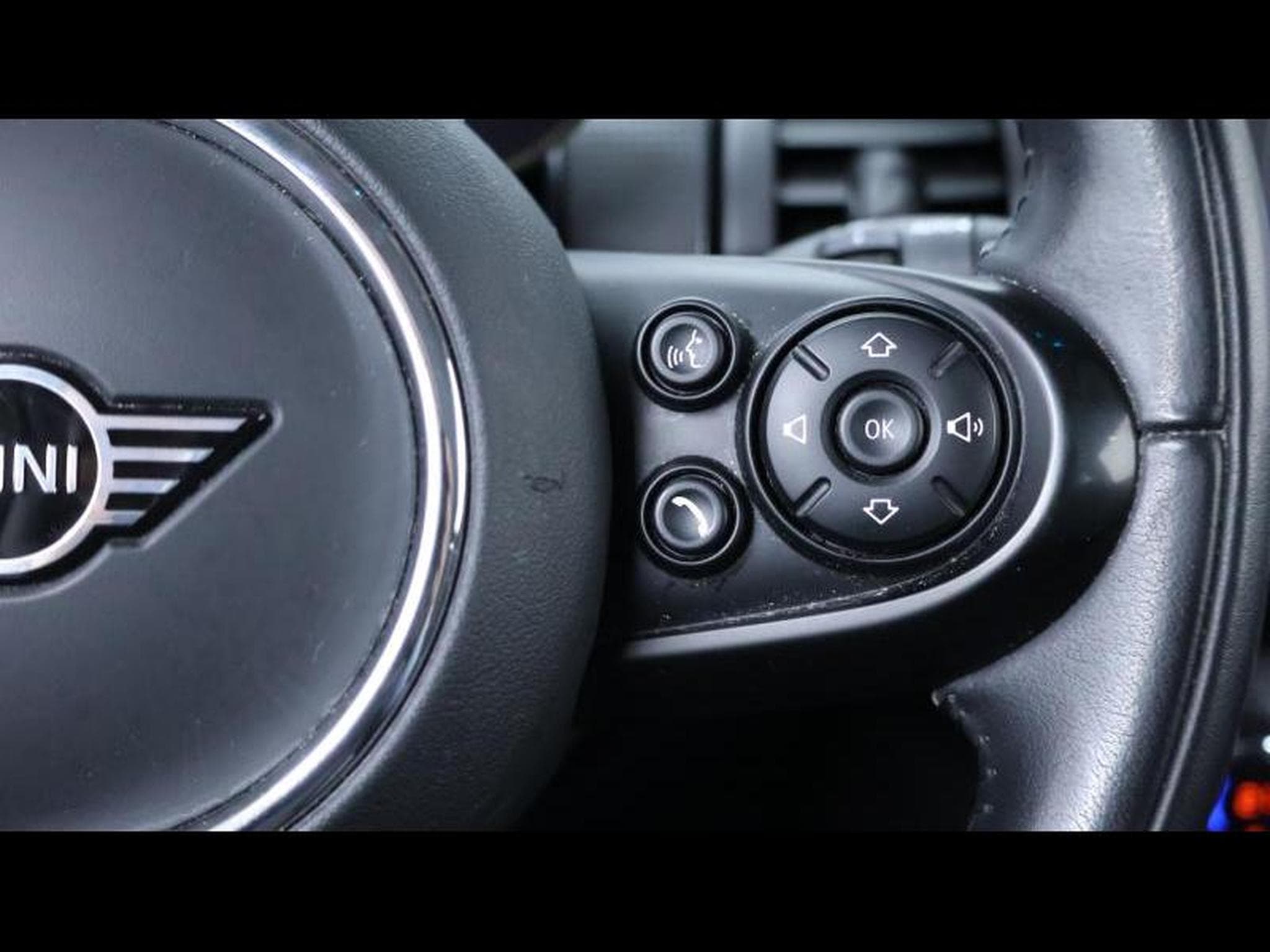 MINI Cooper 1.5 136 steptronic hatch 3portes (2021) - Photo 23